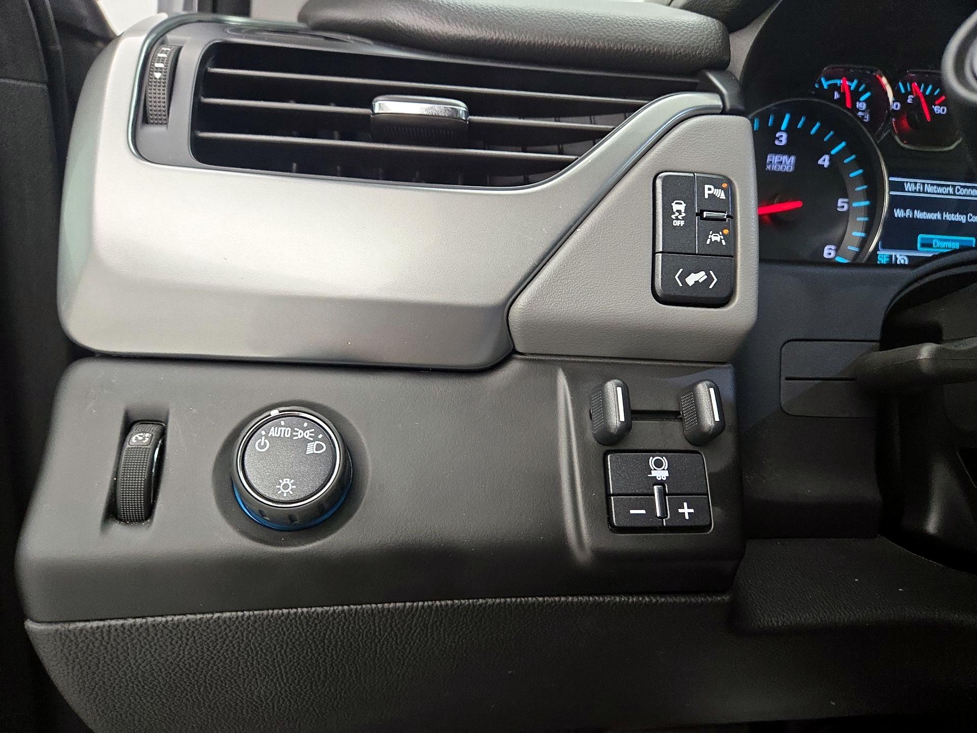 Thumbnail: 2020 Chevrolet Tahoe - 13