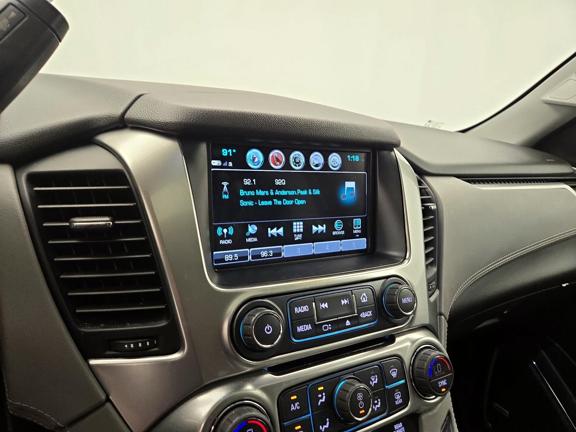 Thumbnail: 2020 Chevrolet Tahoe - 16