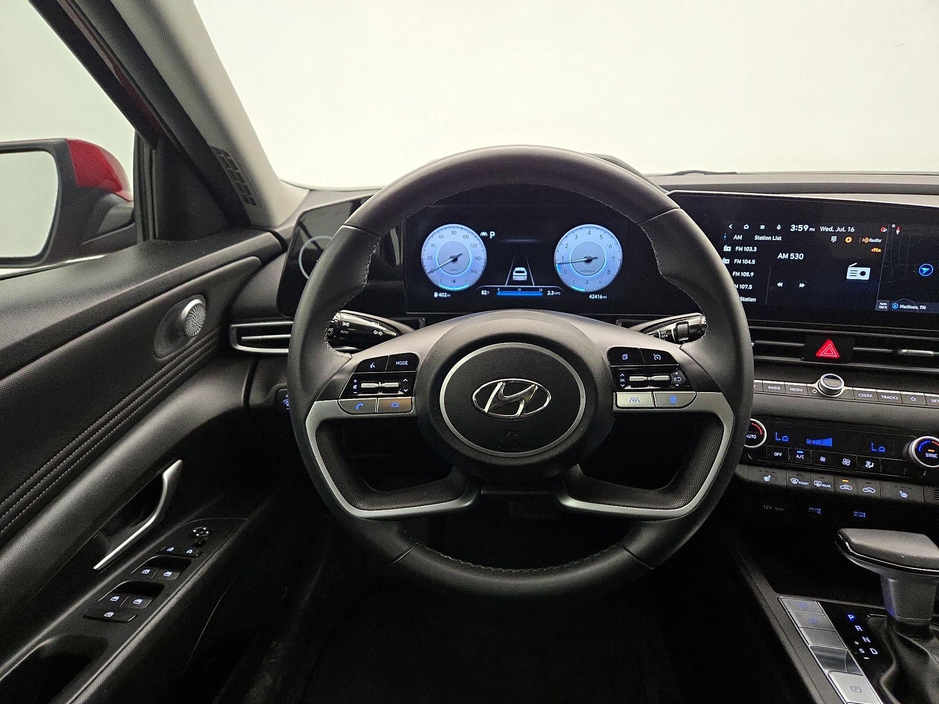 Thumbnail: 2023 Hyundai Elantra - 10