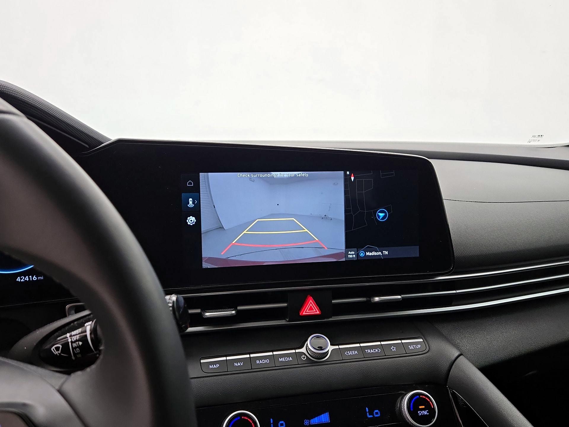 Thumbnail: 2023 Hyundai Elantra - 15