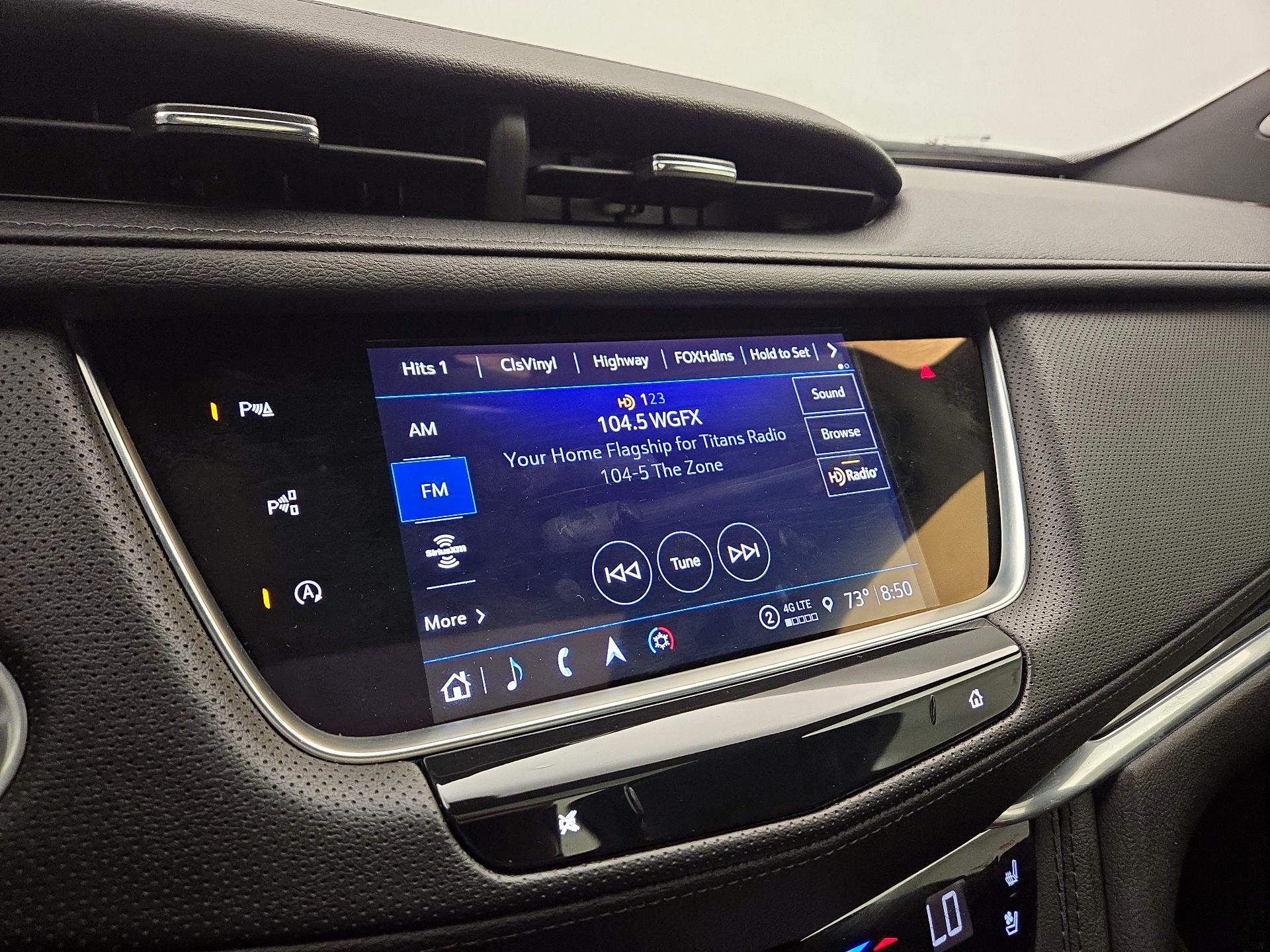 Thumbnail: 2023 Cadillac XT5 - 16