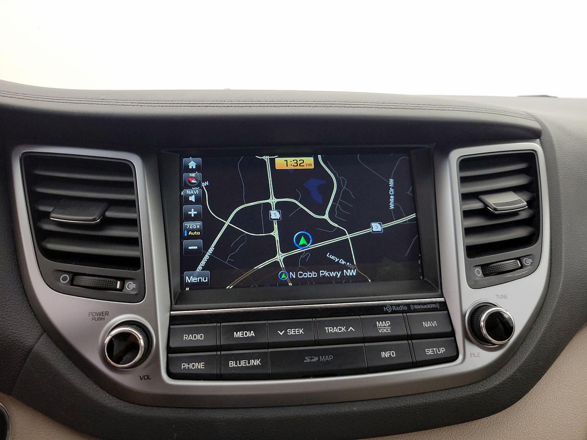 Thumbnail: 2016 Hyundai Tucson - 14
