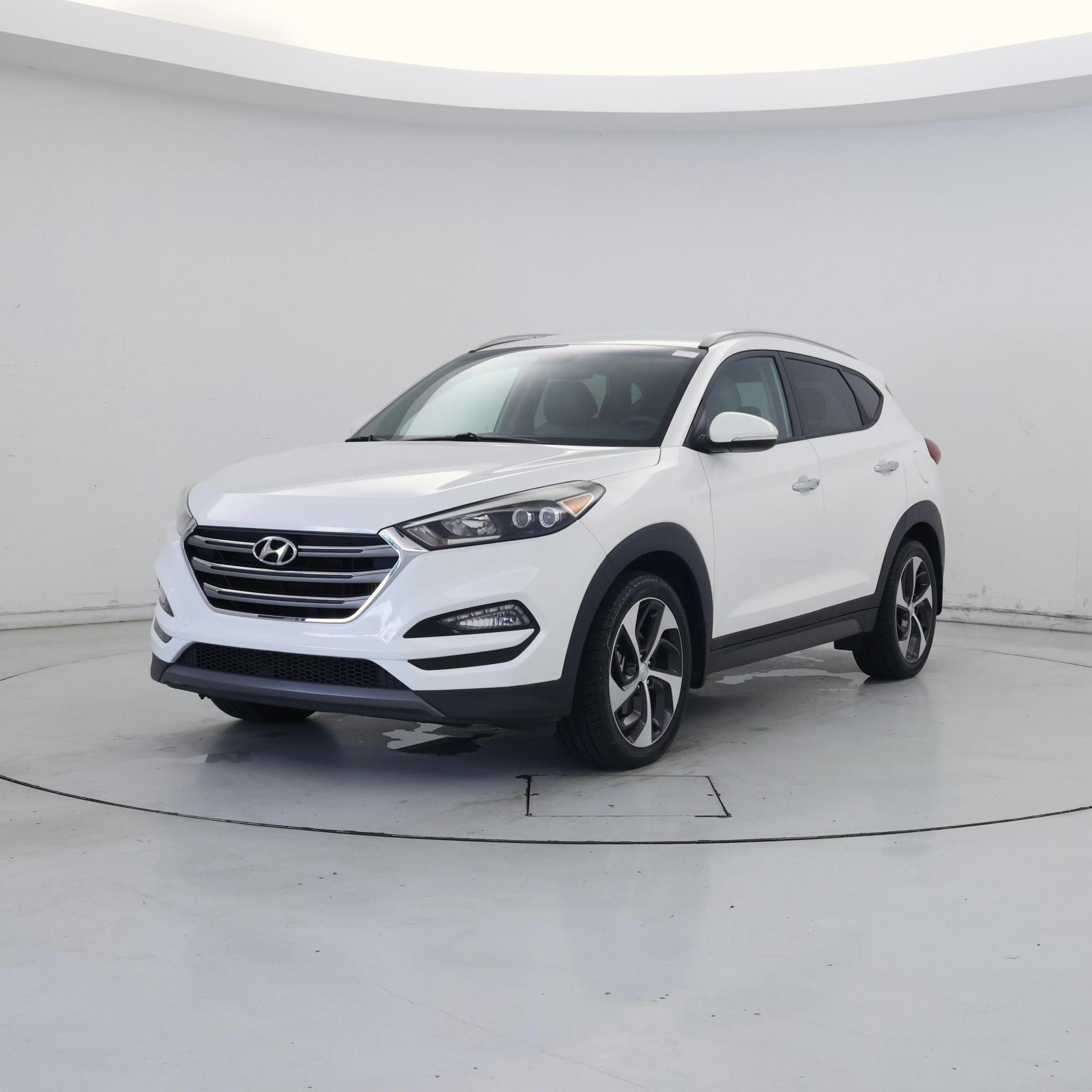 Thumbnail: 2016 Hyundai Tucson - 4