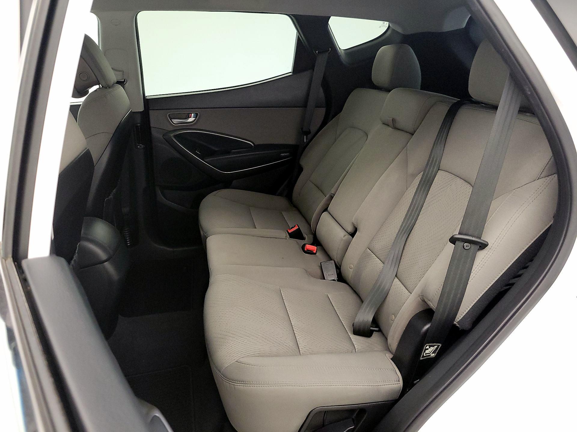 Thumbnail: 2018 Hyundai Santa Fe - 19