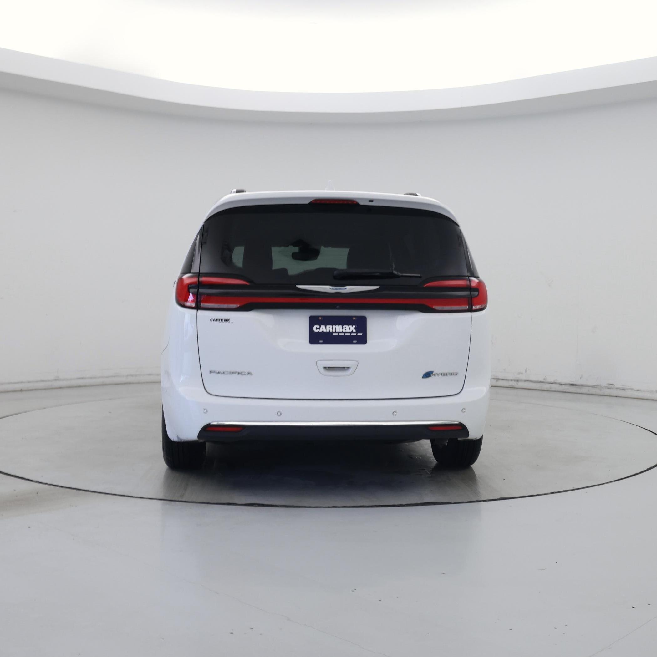 Thumbnail: 2021 Chrysler Pacifica - 6