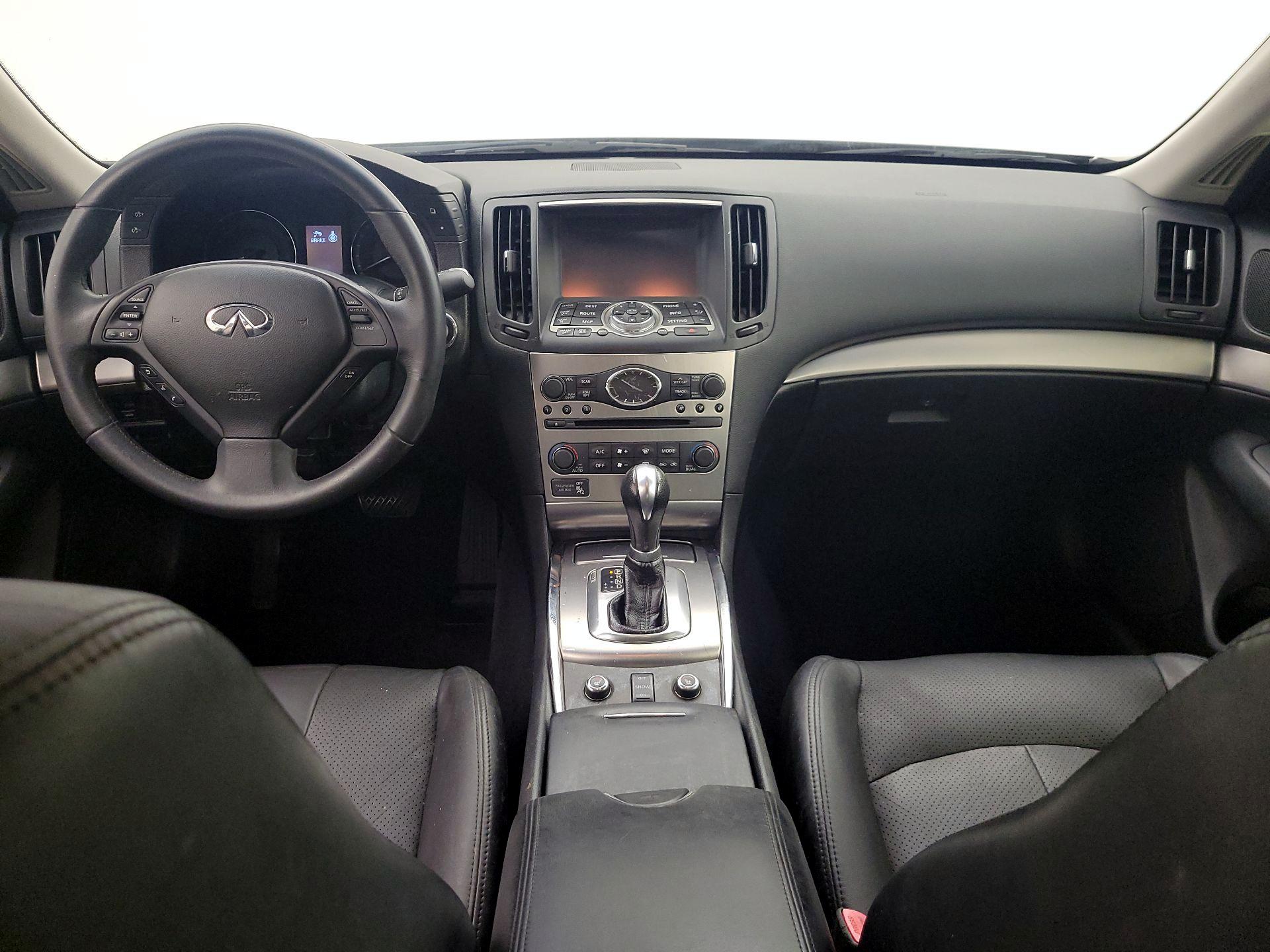 Thumbnail: 2015 INFINITI  - 9