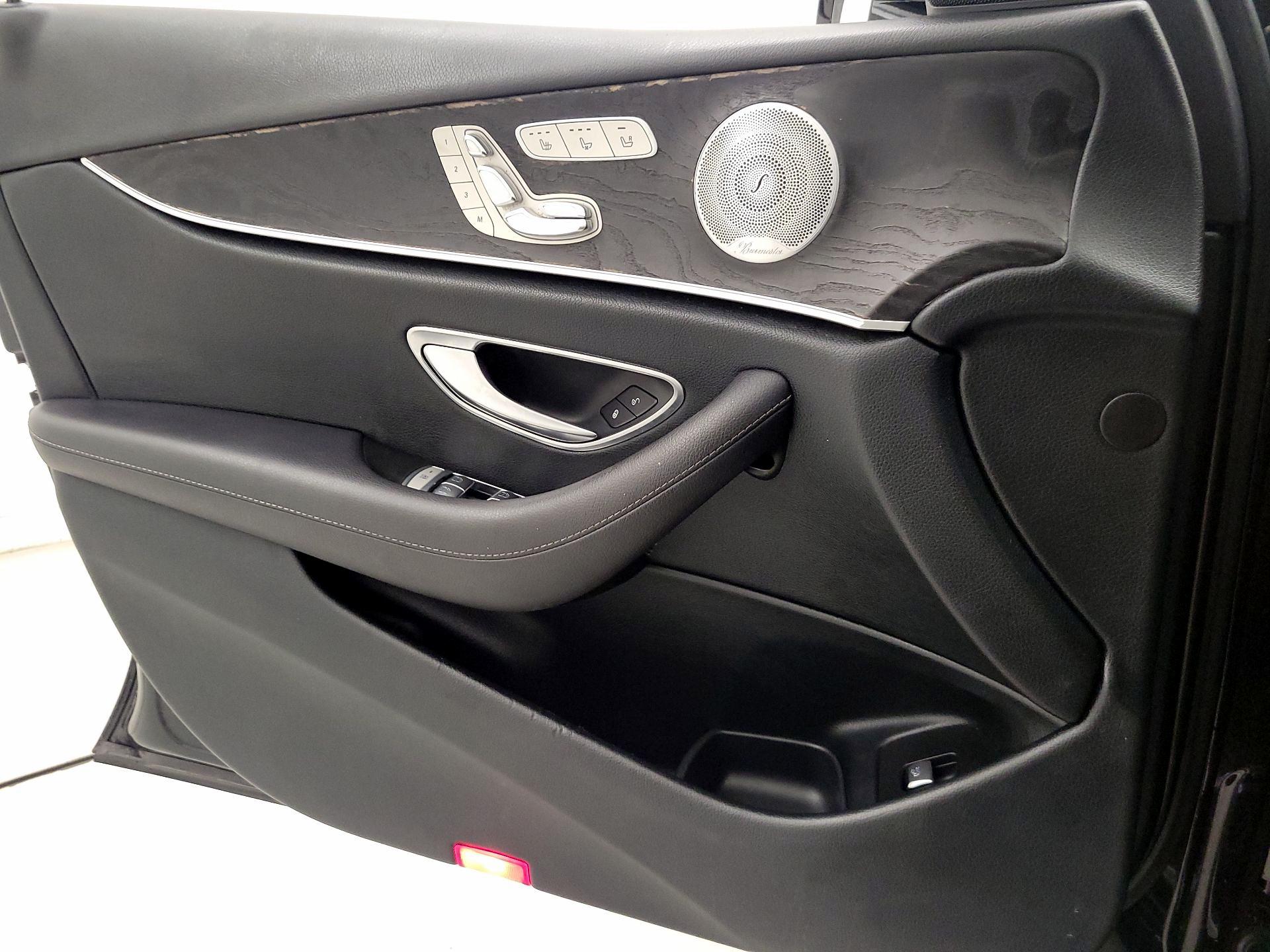 Thumbnail: 2019 Mercedes-Benz E-Class - 12