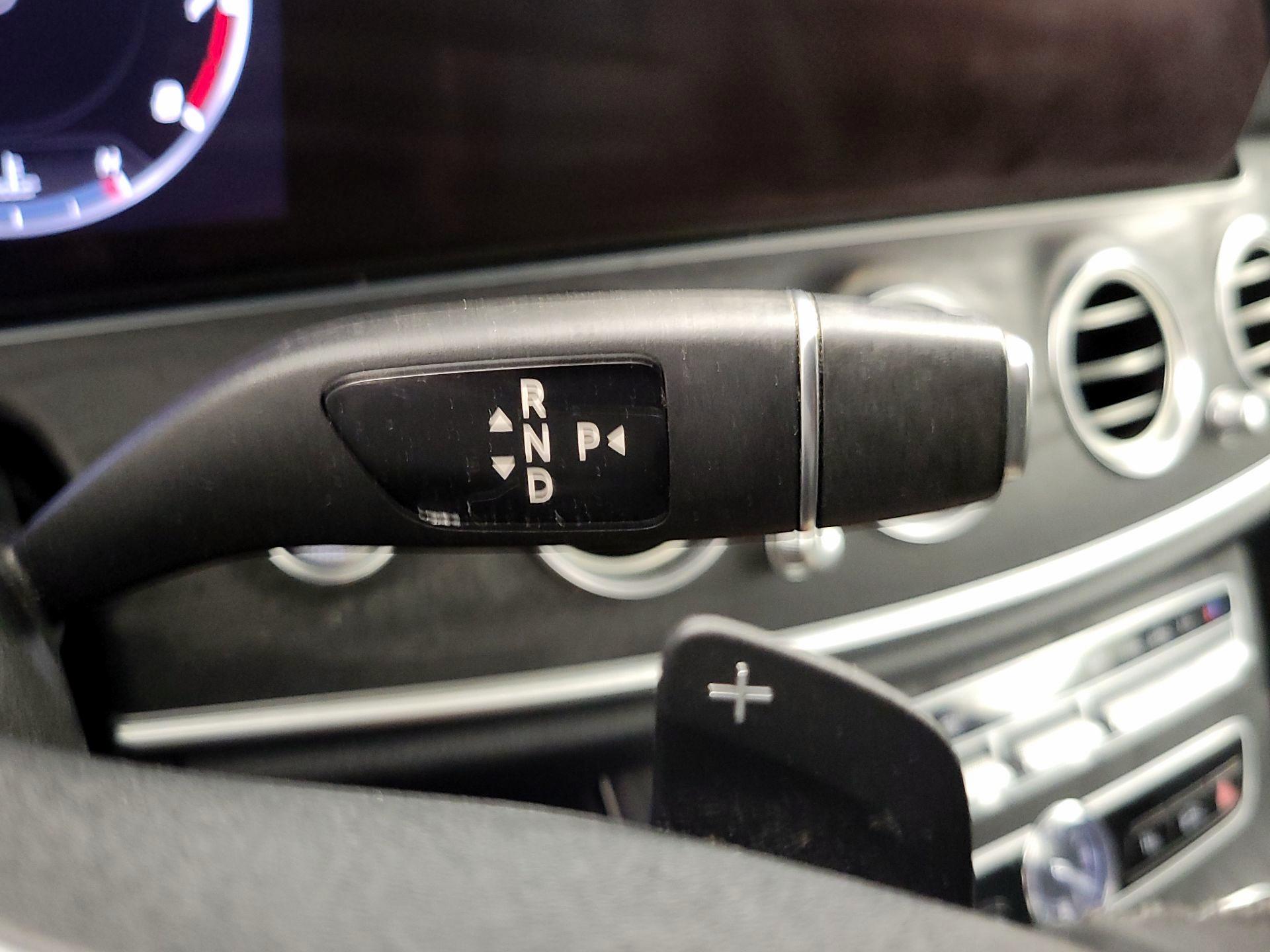 Thumbnail: 2019 Mercedes-Benz E-Class - 18