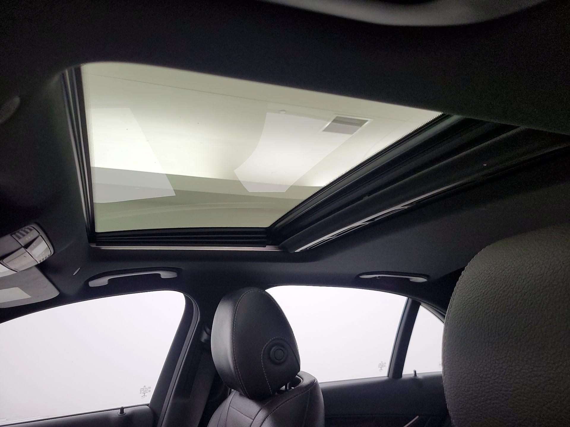 Thumbnail: 2019 Mercedes-Benz E-Class - 20