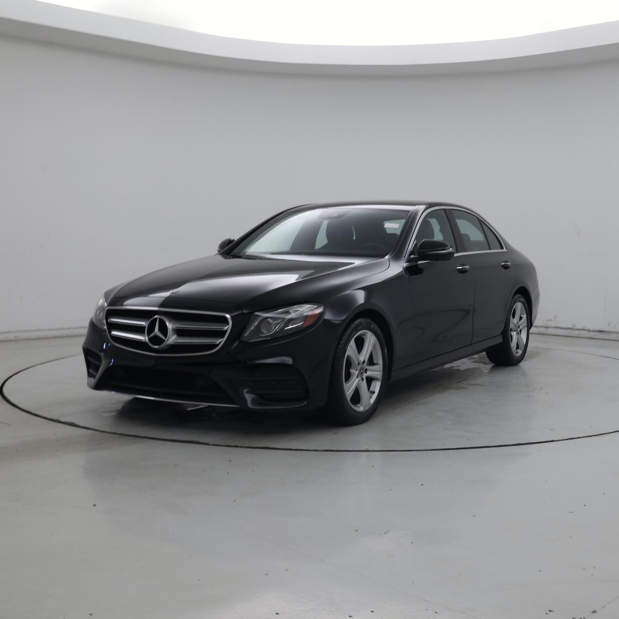 Thumbnail: 2019 Mercedes-Benz E-Class - 4