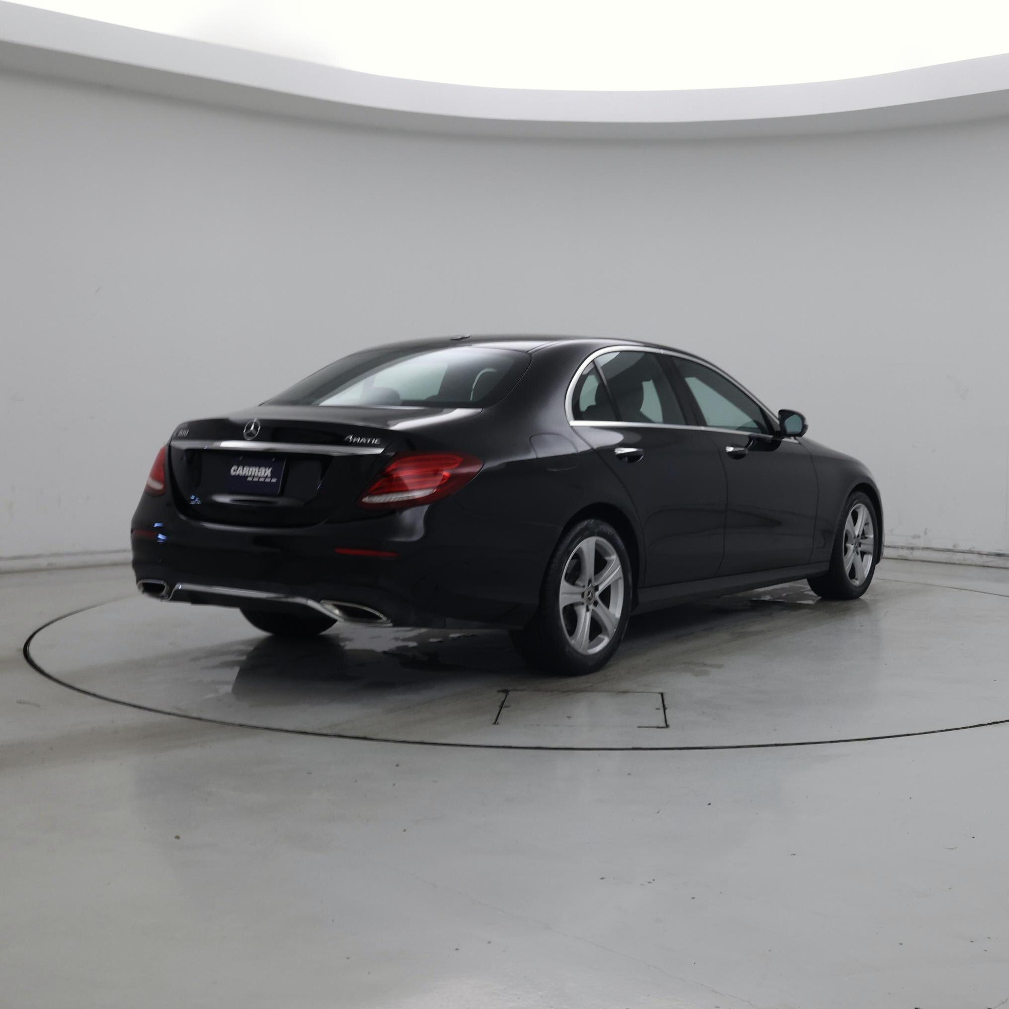 Thumbnail: 2019 Mercedes-Benz E-Class - 8