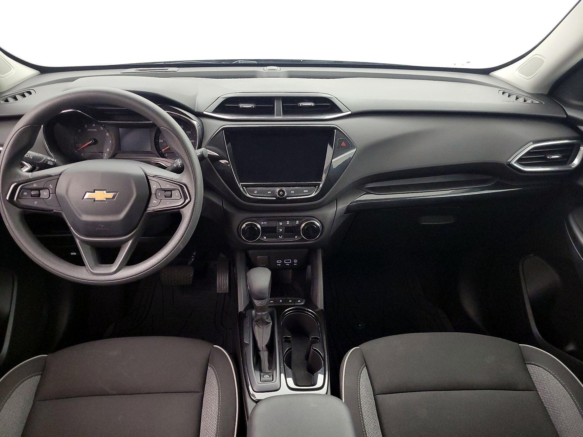 Thumbnail: 2023 Chevrolet TrailBlazer - 9