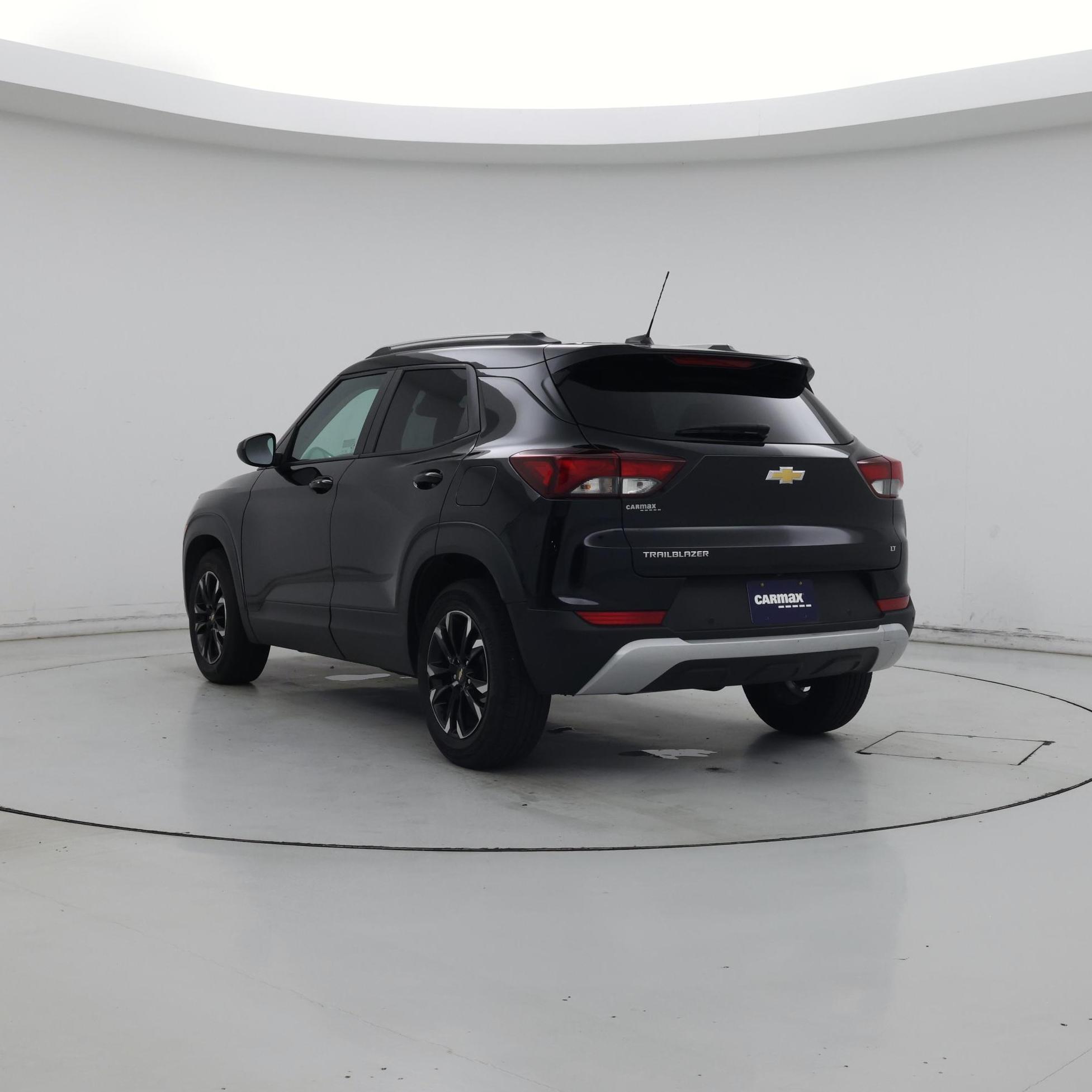 Thumbnail: 2023 Chevrolet TrailBlazer - 2