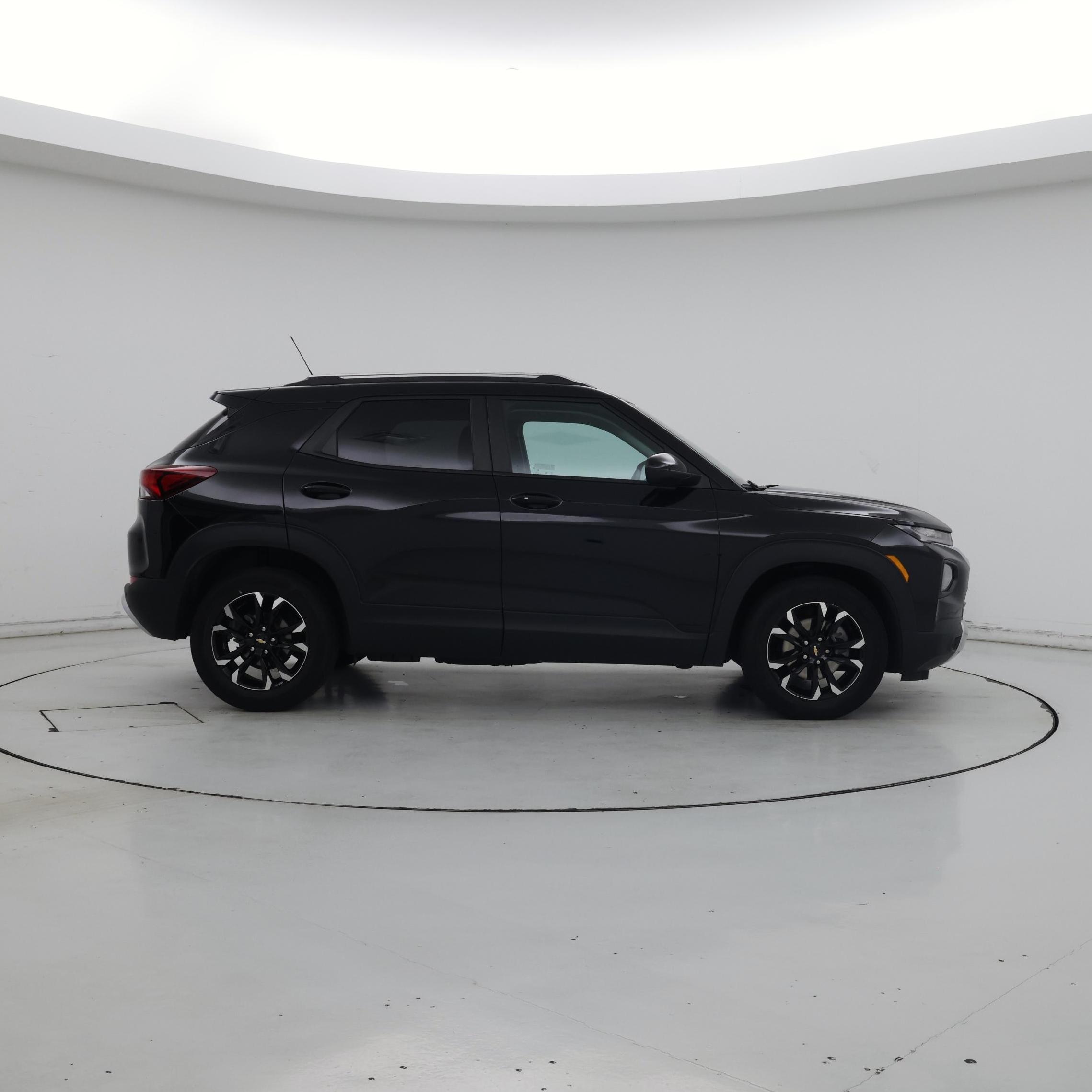 Thumbnail: 2023 Chevrolet TrailBlazer - 7