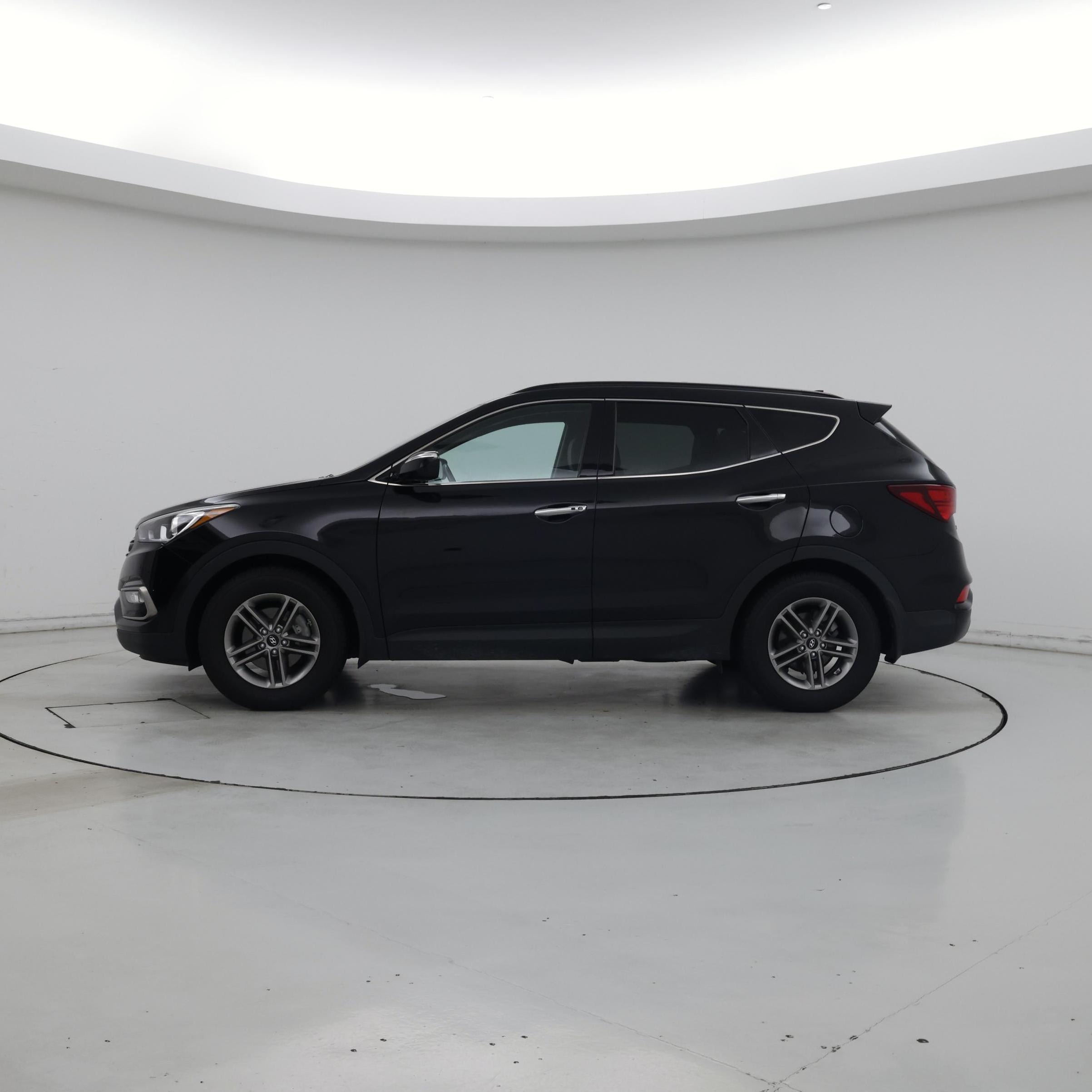 Thumbnail: 2017 Hyundai Santa Fe - 3