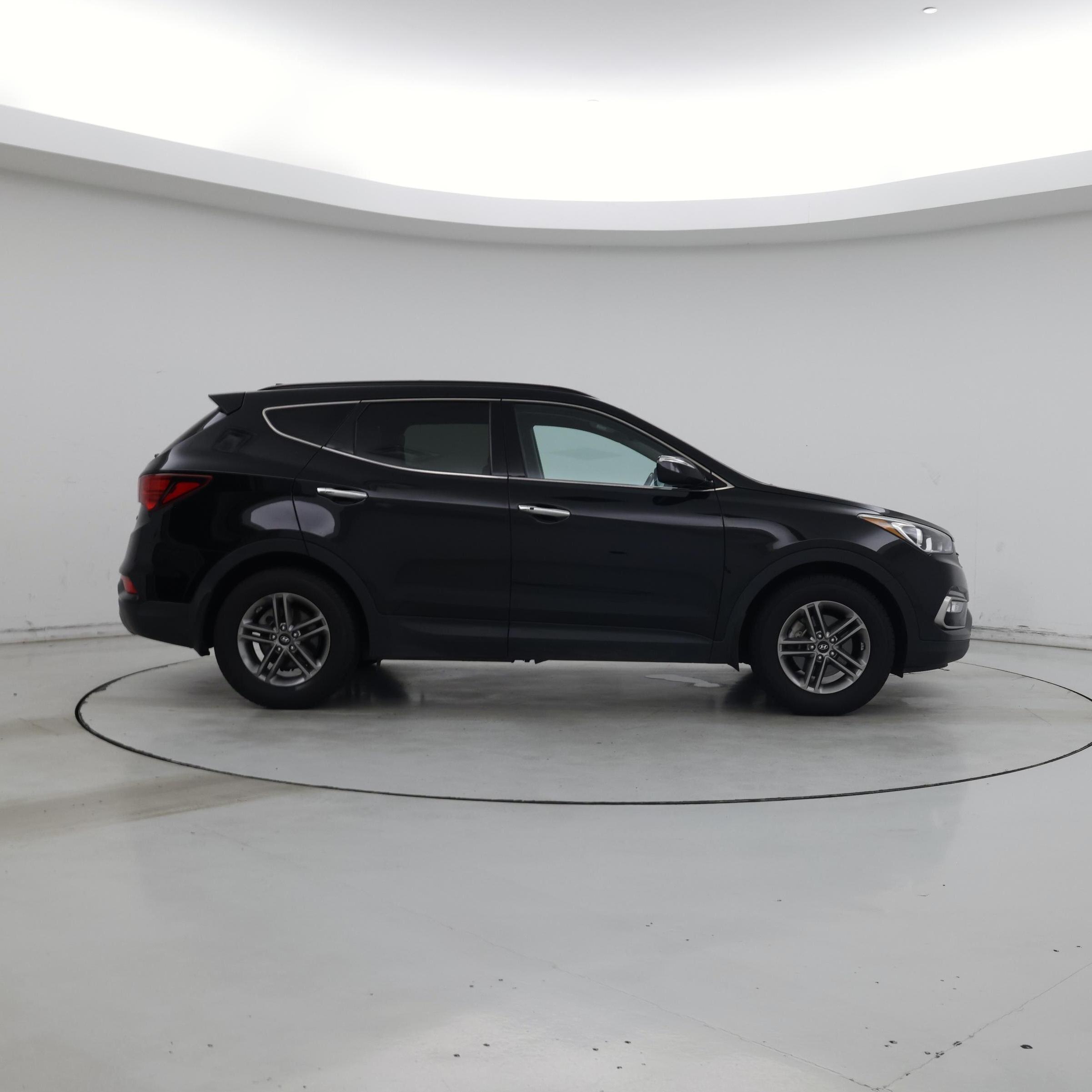 Thumbnail: 2017 Hyundai Santa Fe - 7