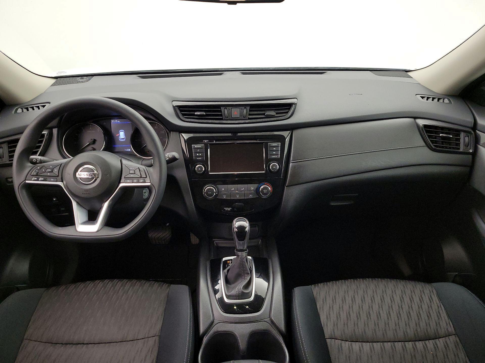 Thumbnail: 2018 Nissan Rogue - 9