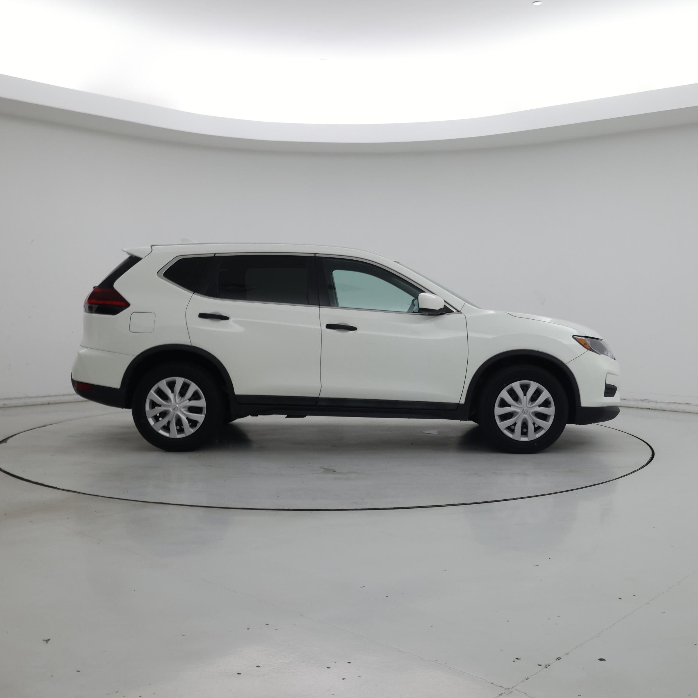 Thumbnail: 2018 Nissan Rogue - 7