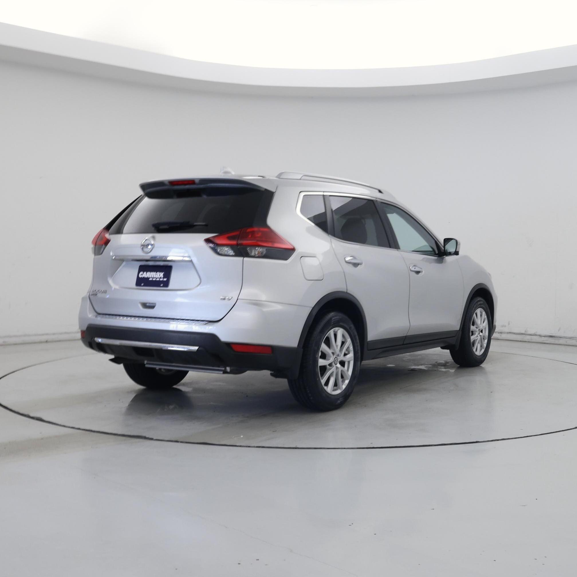 Thumbnail: 2017 Nissan Rogue - 8