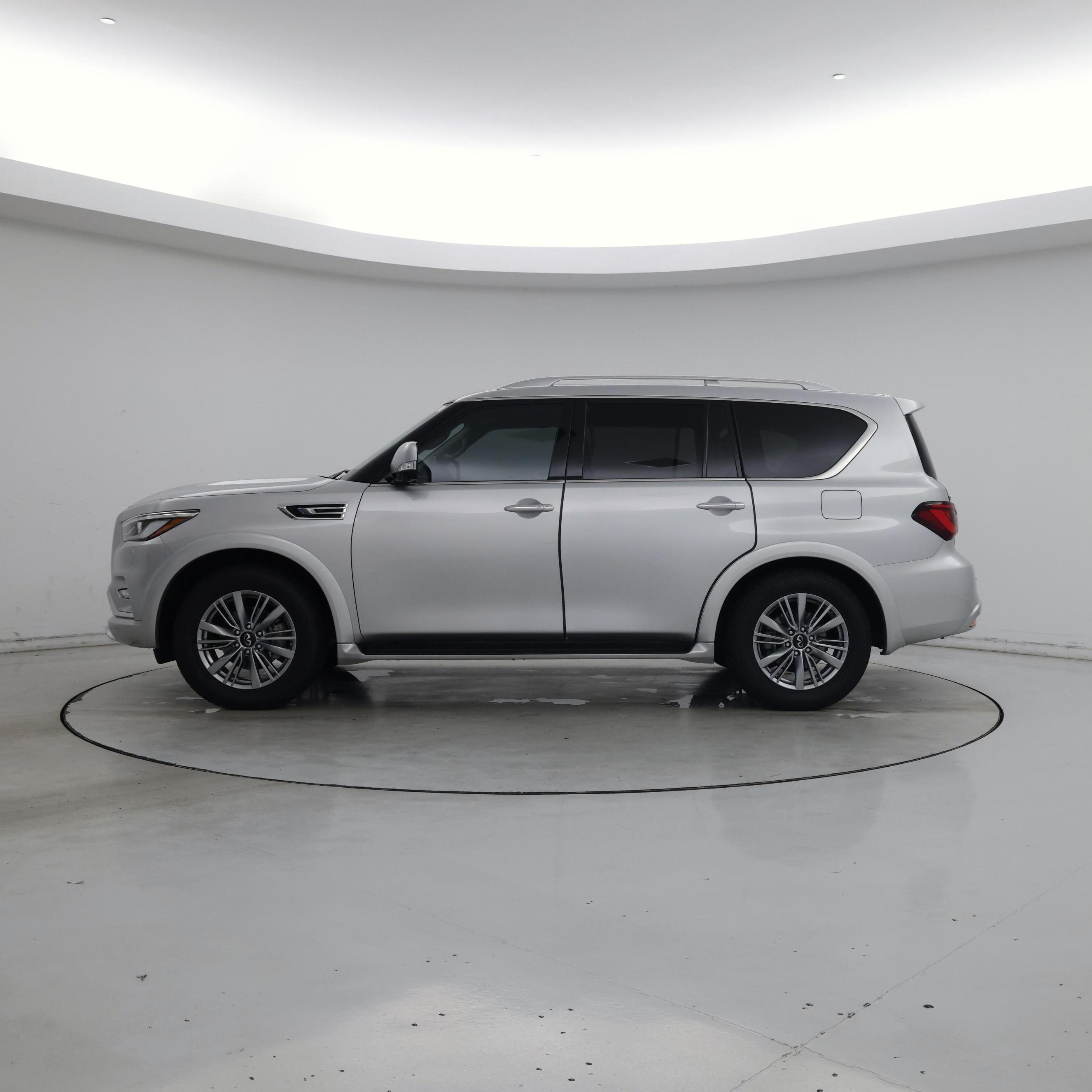 Thumbnail: 2021 INFINITI QX80 - 3