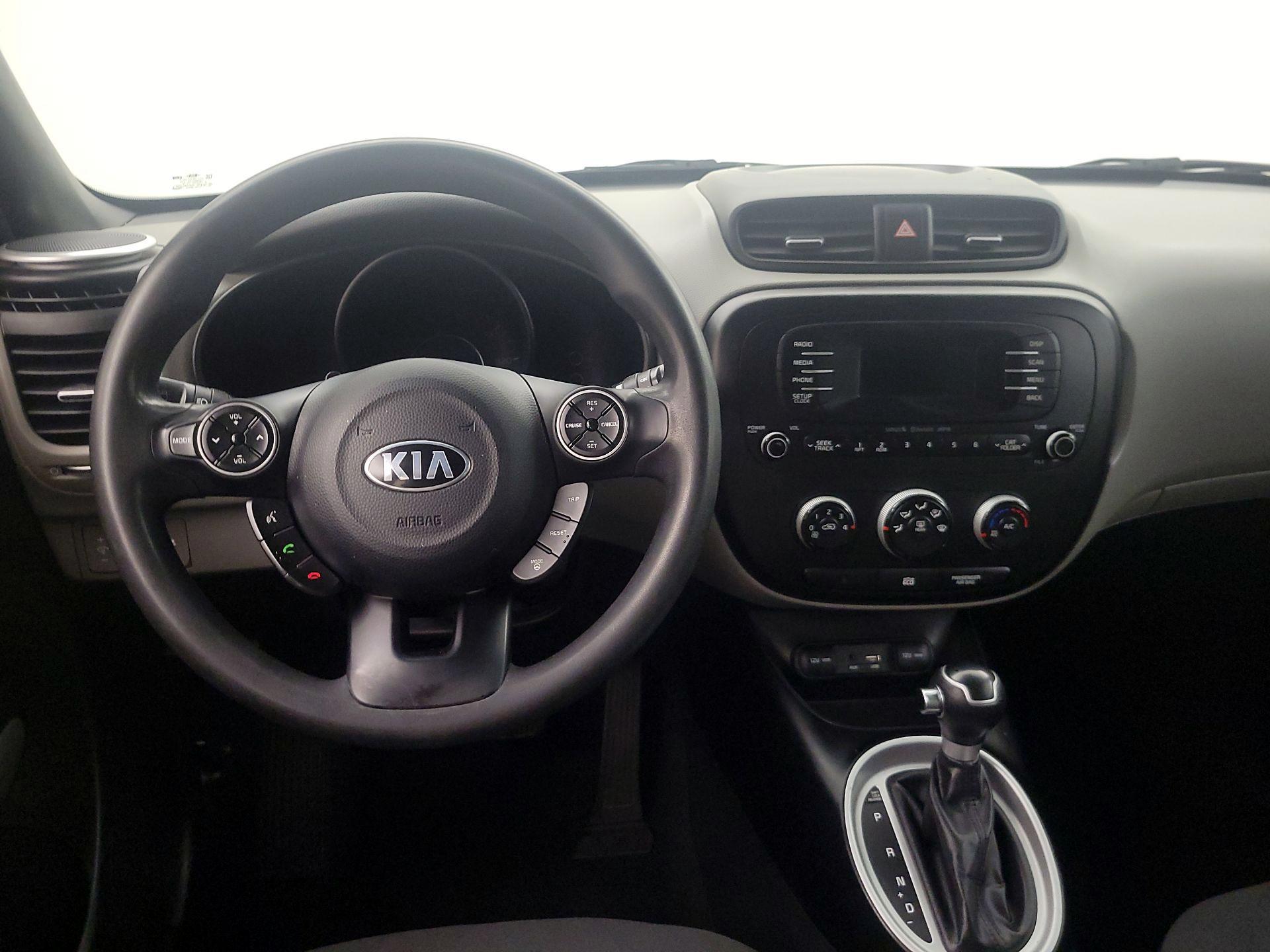 Thumbnail: 2015 Kia Soul - 10