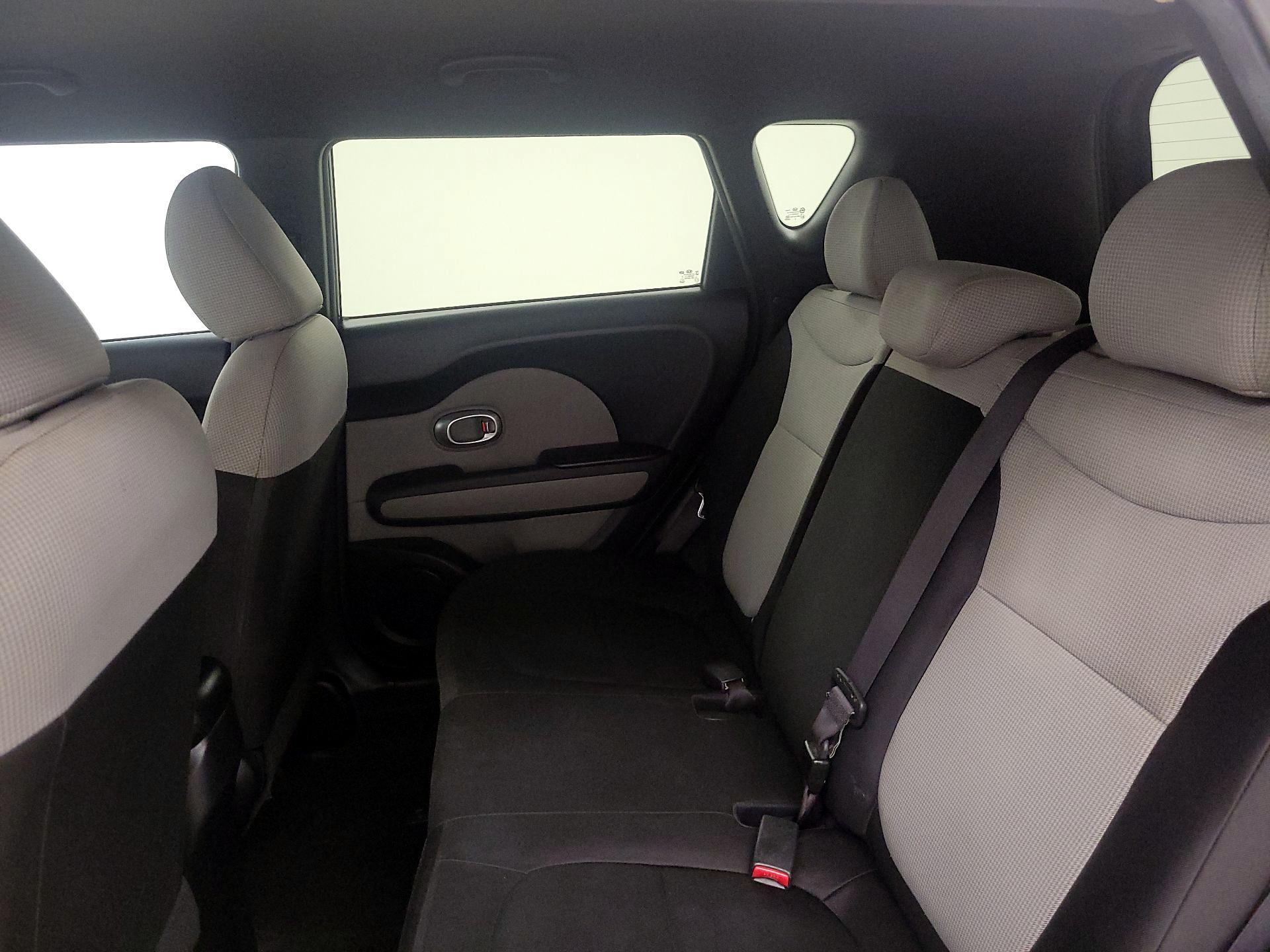 Thumbnail: 2015 Kia Soul - 18
