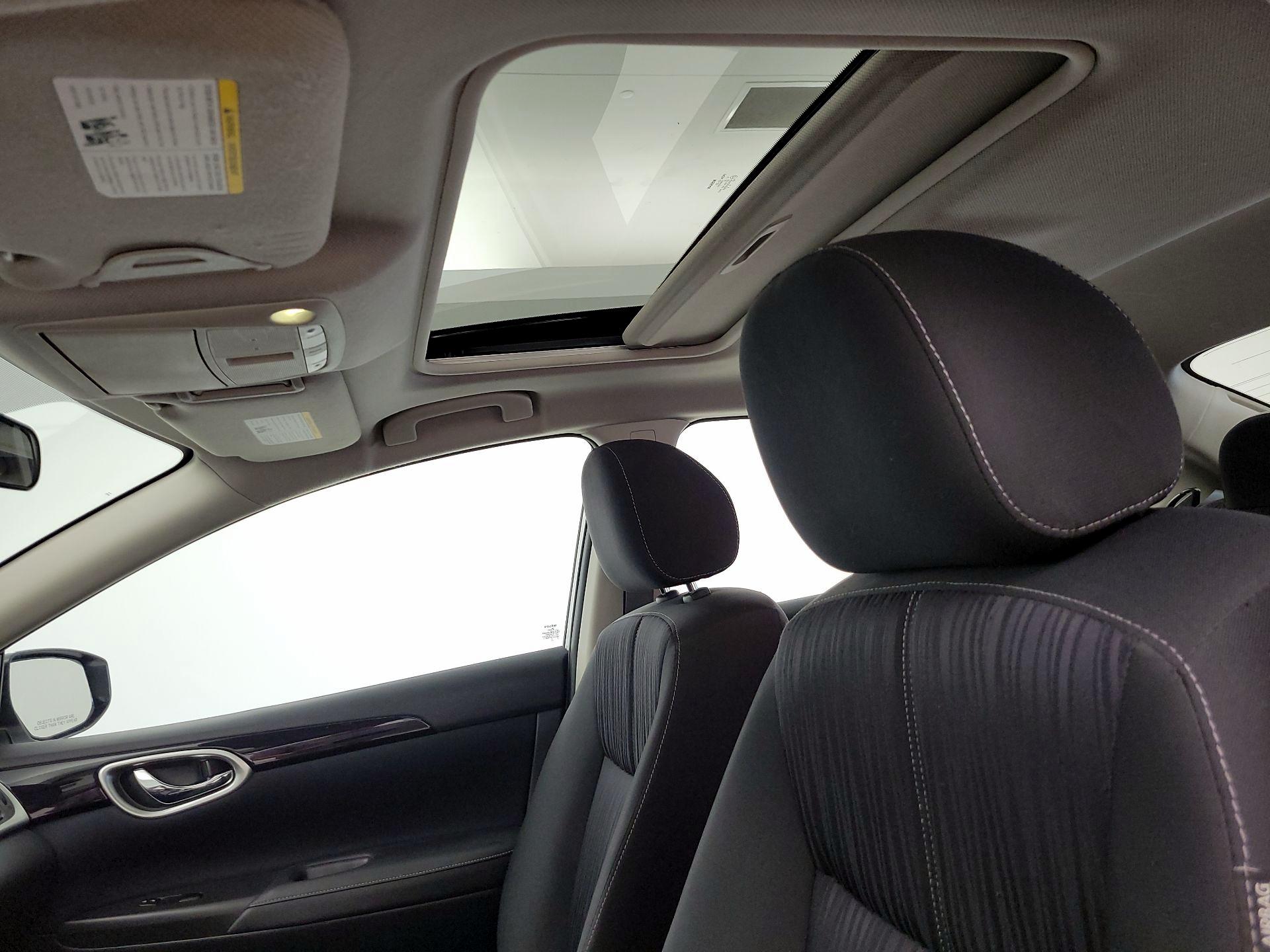 Thumbnail: 2017 Nissan Sentra - 19
