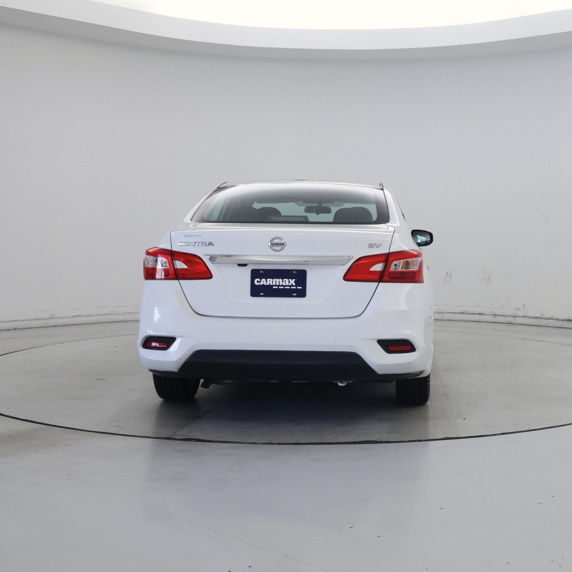 Thumbnail: 2017 Nissan Sentra - 6