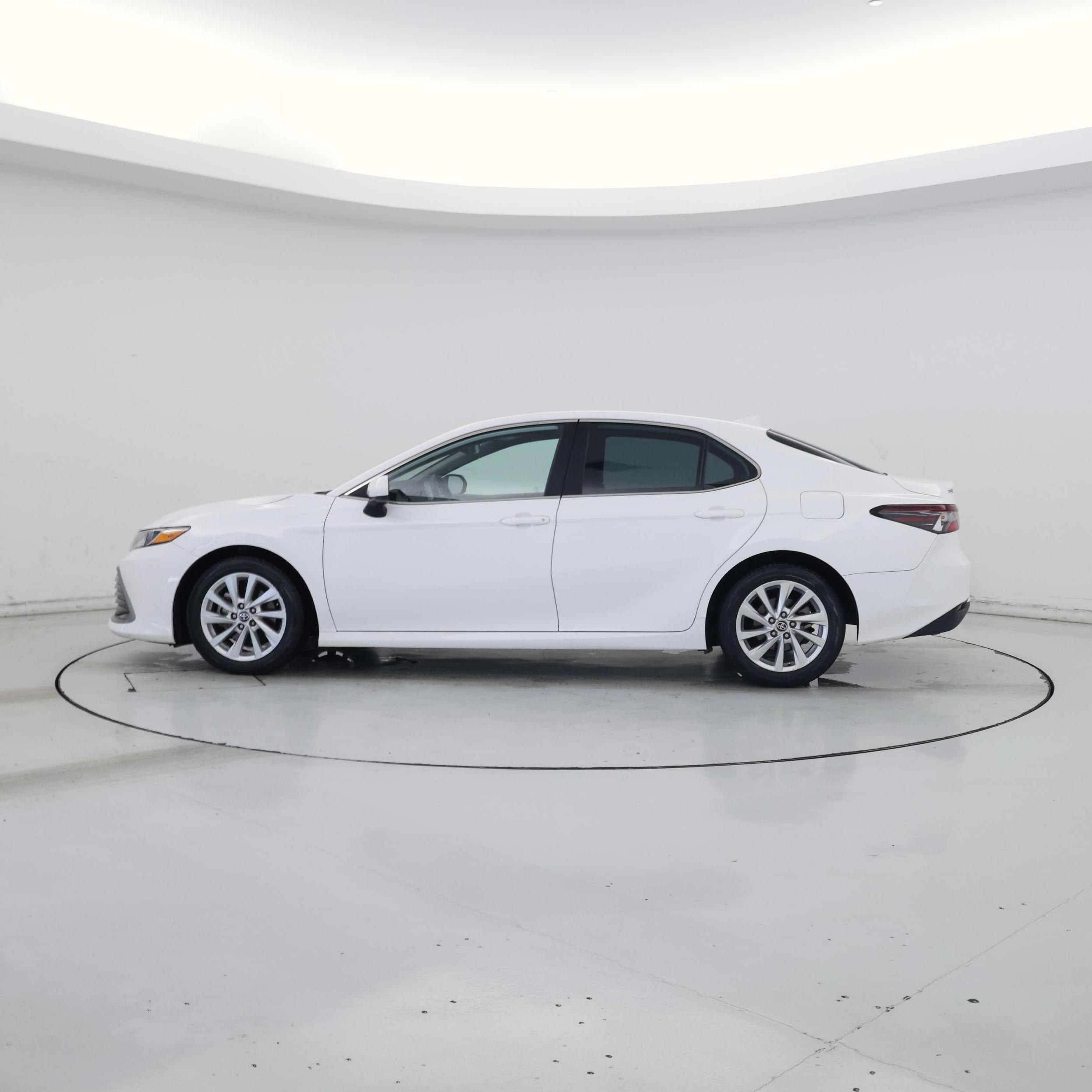 Thumbnail: 2023 Toyota Camry - 3