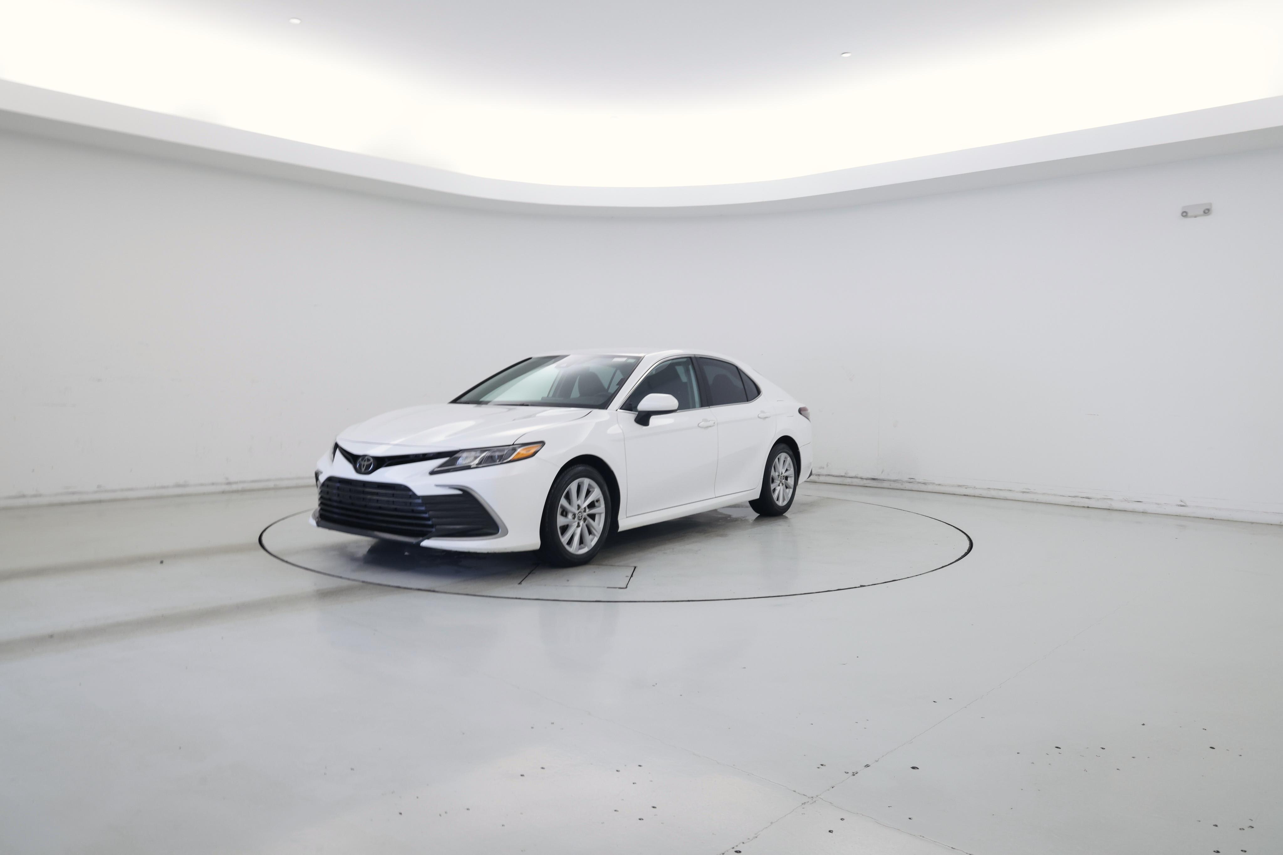 Thumbnail: 2023 Toyota Camry - 4