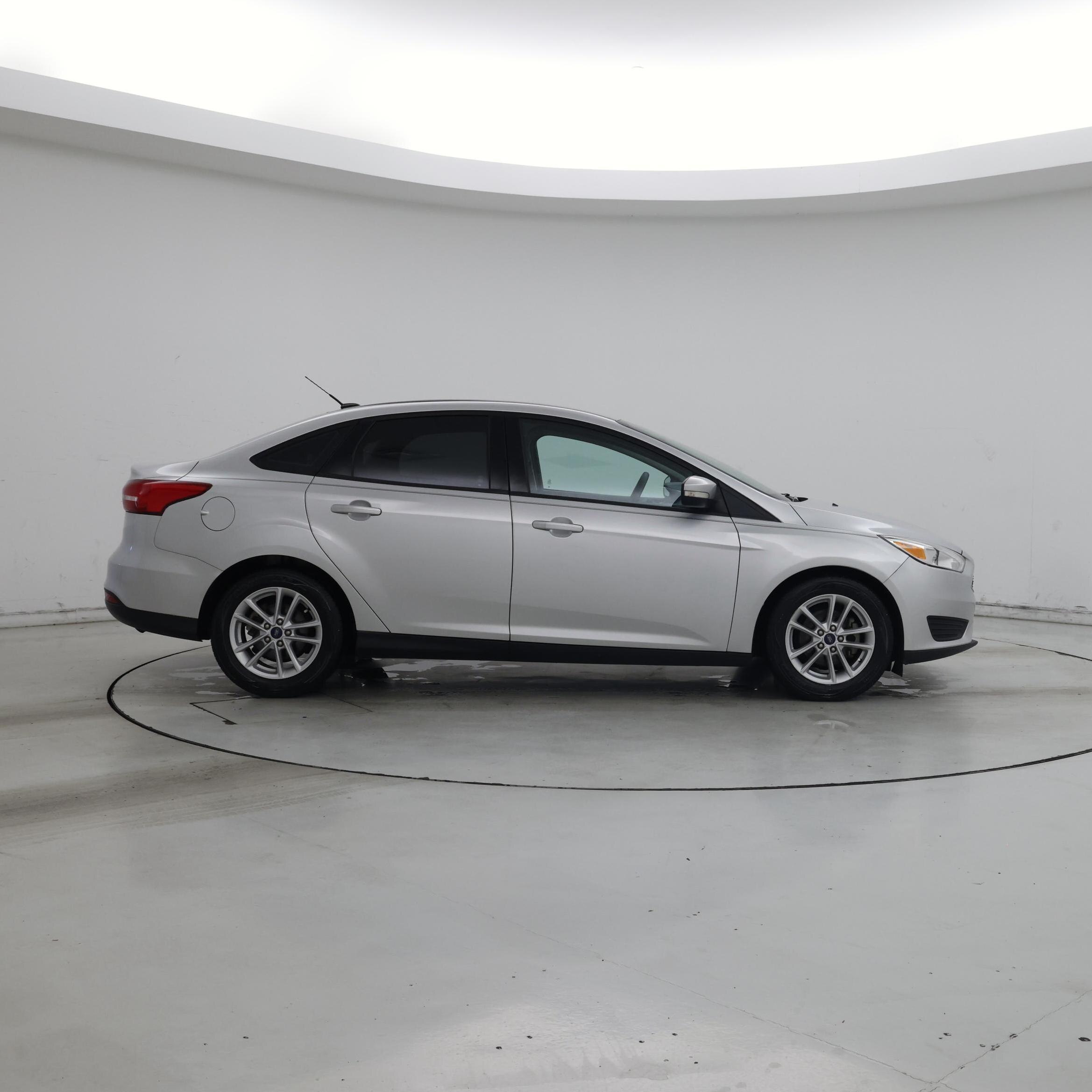 Thumbnail: 2017 Ford Focus - 7