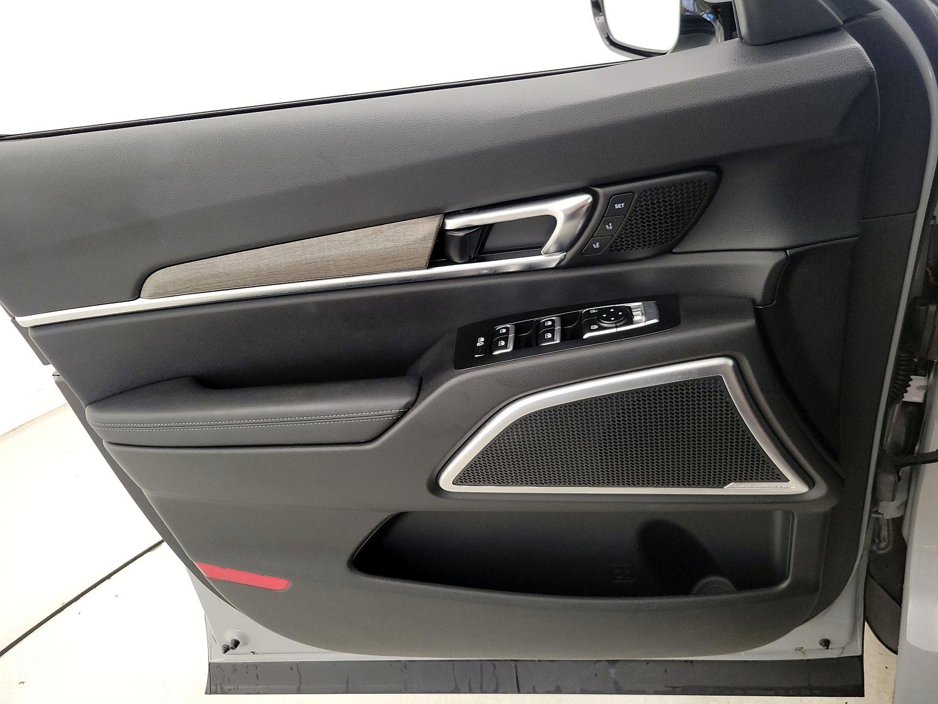 Thumbnail: 2022 Kia Telluride - 12