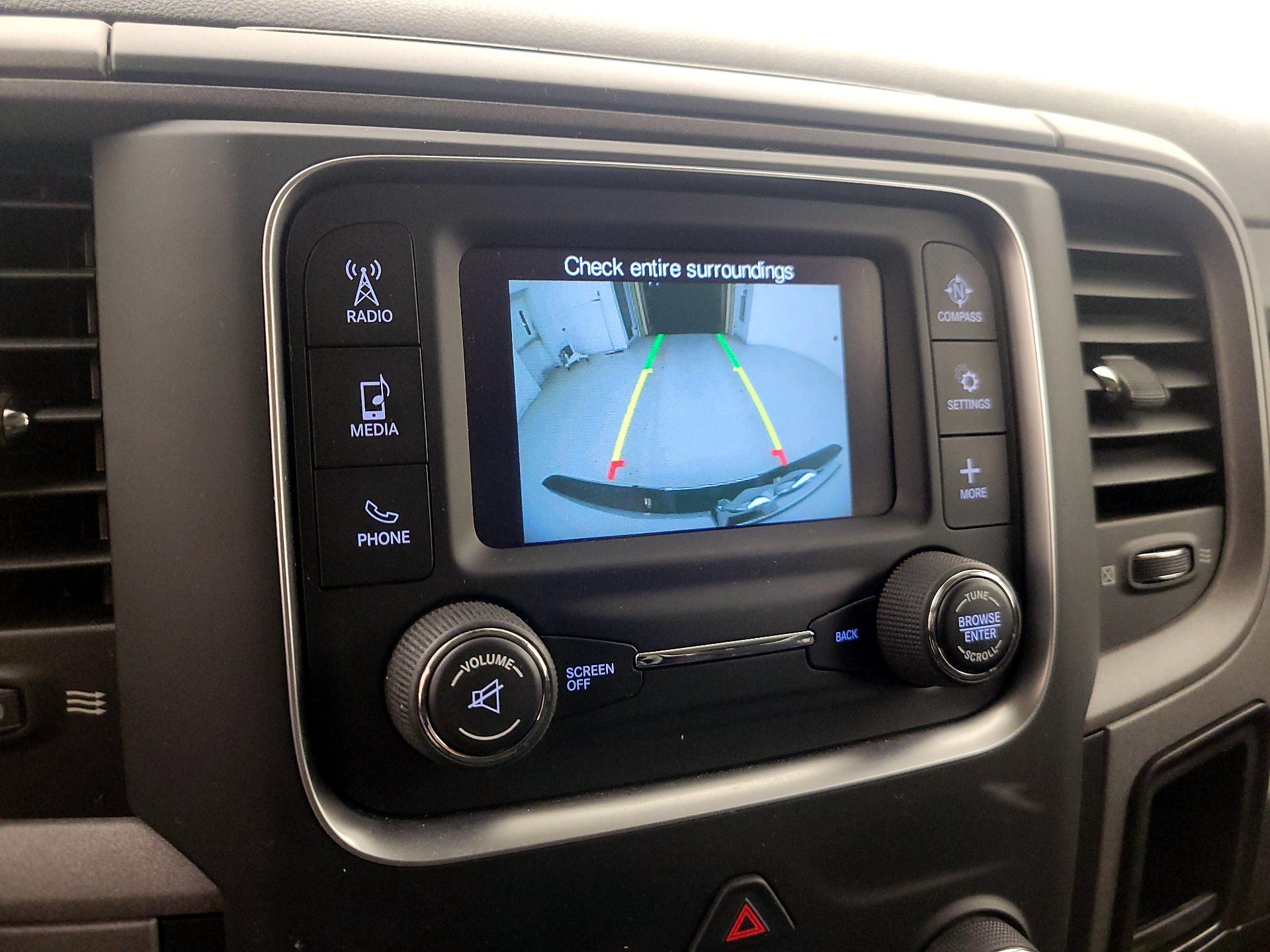 Thumbnail: 2019 RAM 1500 Classic - 15