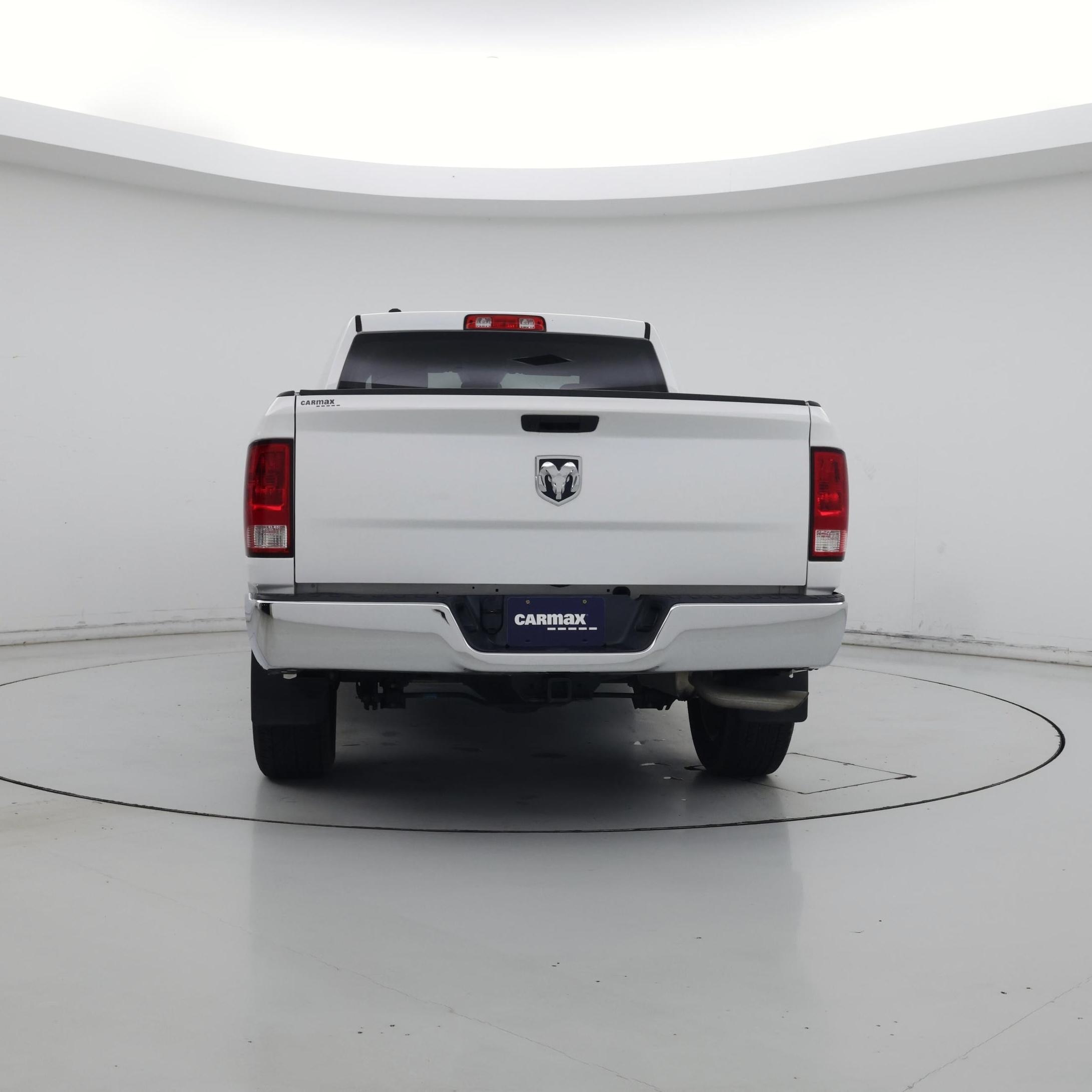 Thumbnail: 2019 RAM 1500 Classic - 6