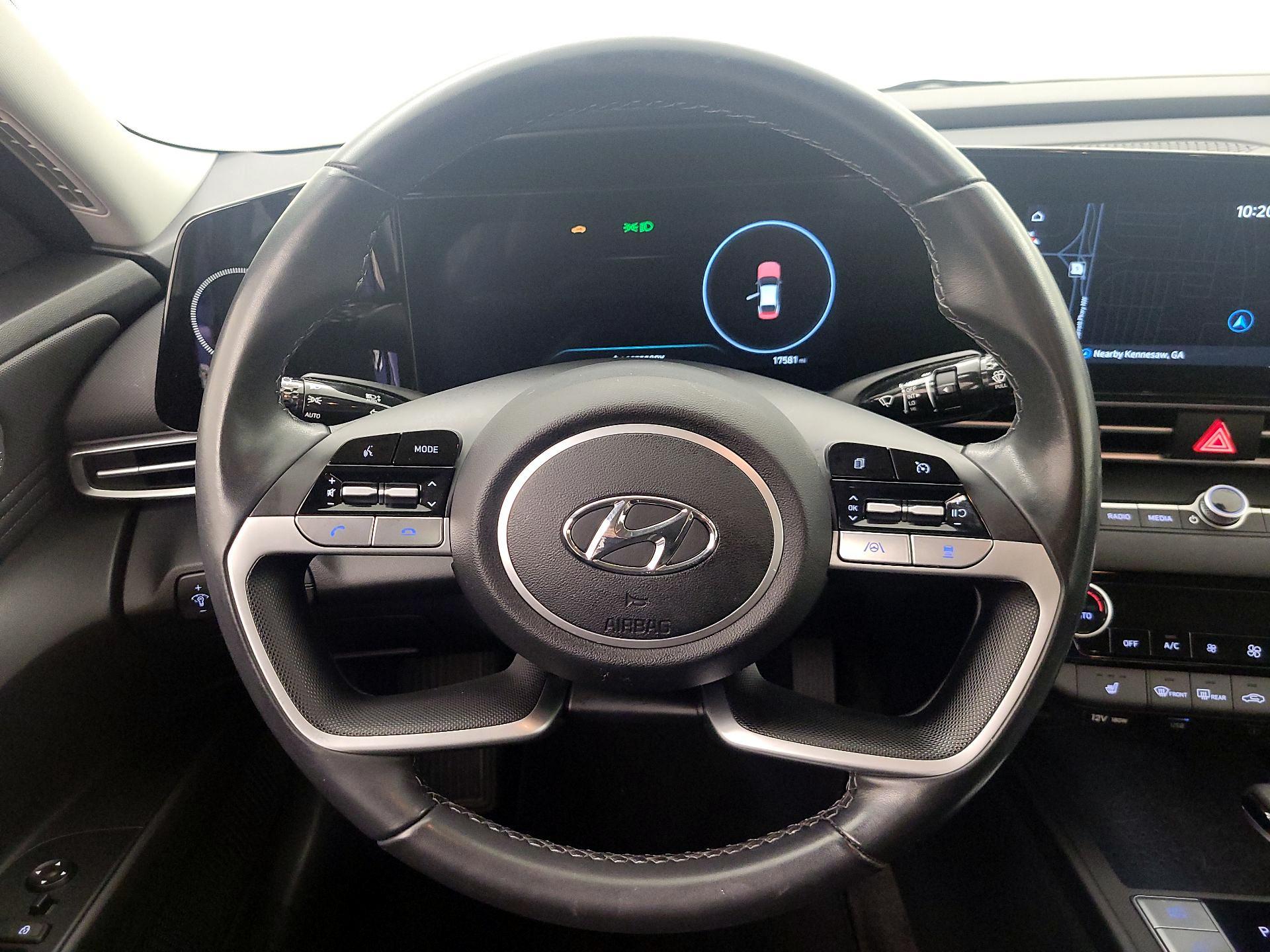 Thumbnail: 2023 Hyundai Elantra - 10