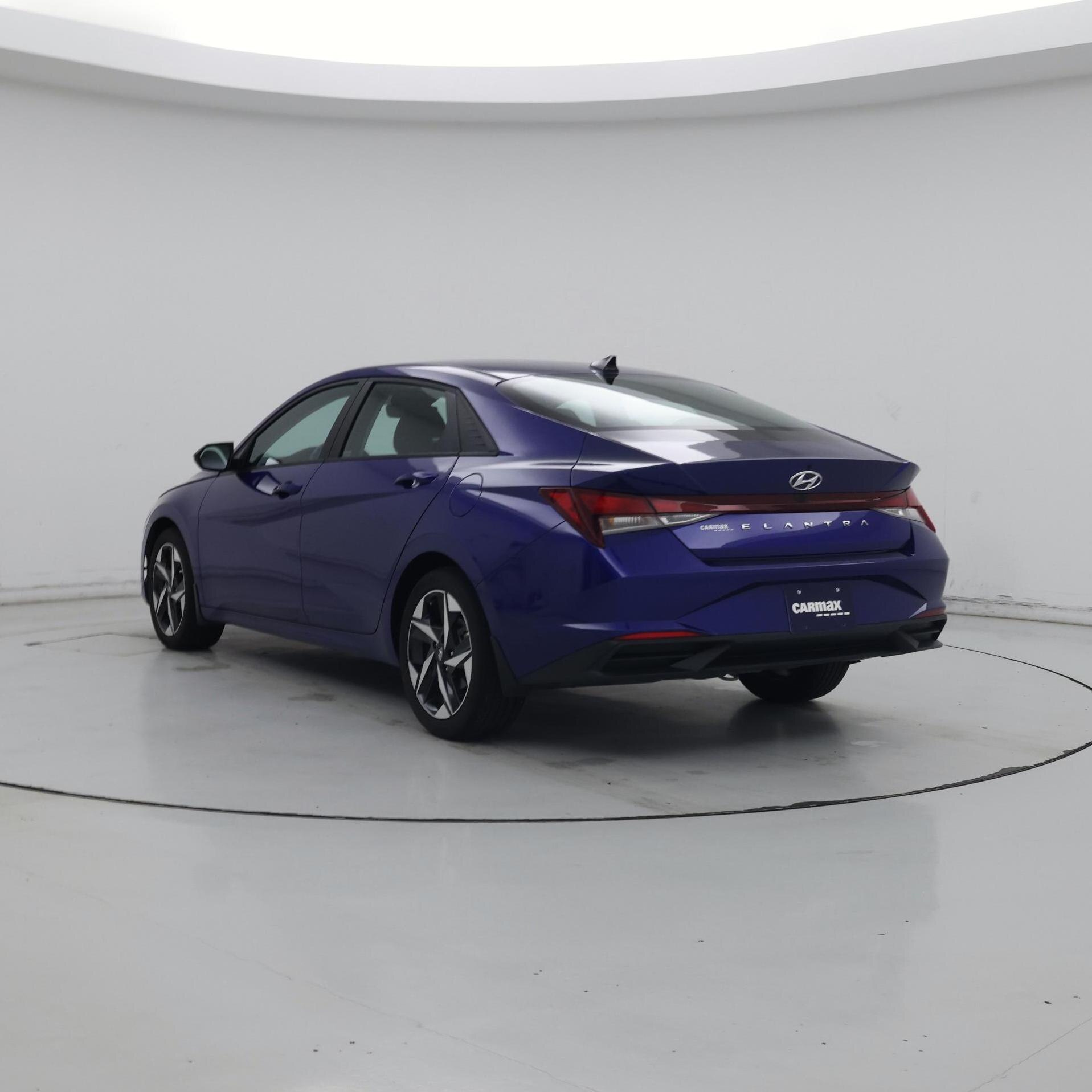 Thumbnail: 2023 Hyundai Elantra - 2
