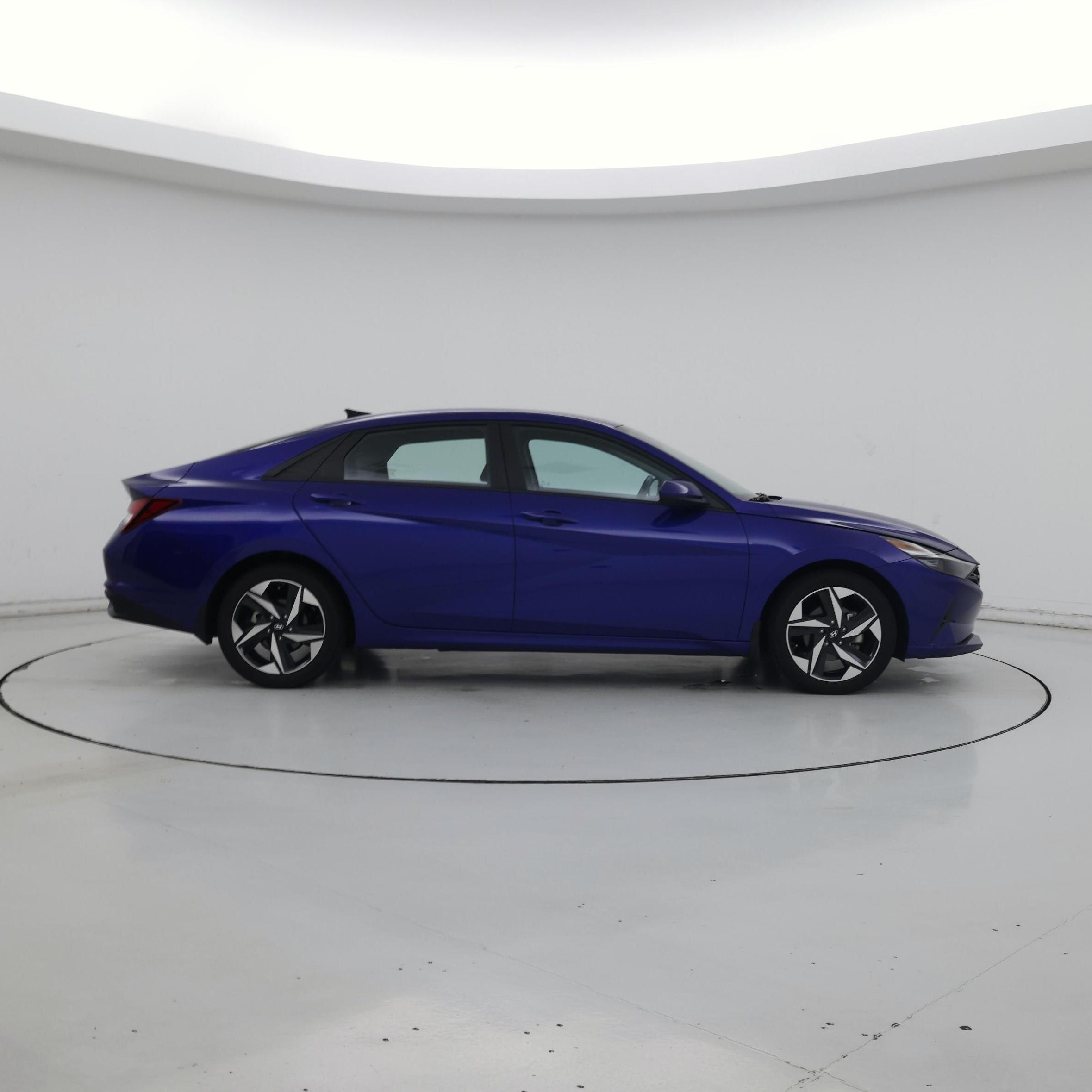 Thumbnail: 2023 Hyundai Elantra - 7