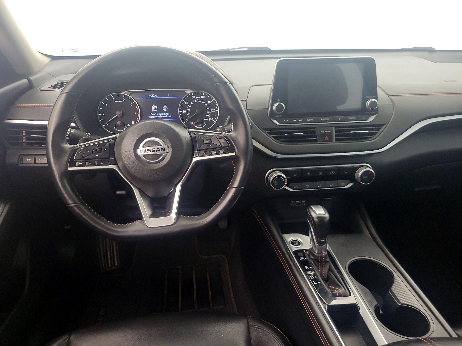 Thumbnail: 2020 Nissan Altima - 10