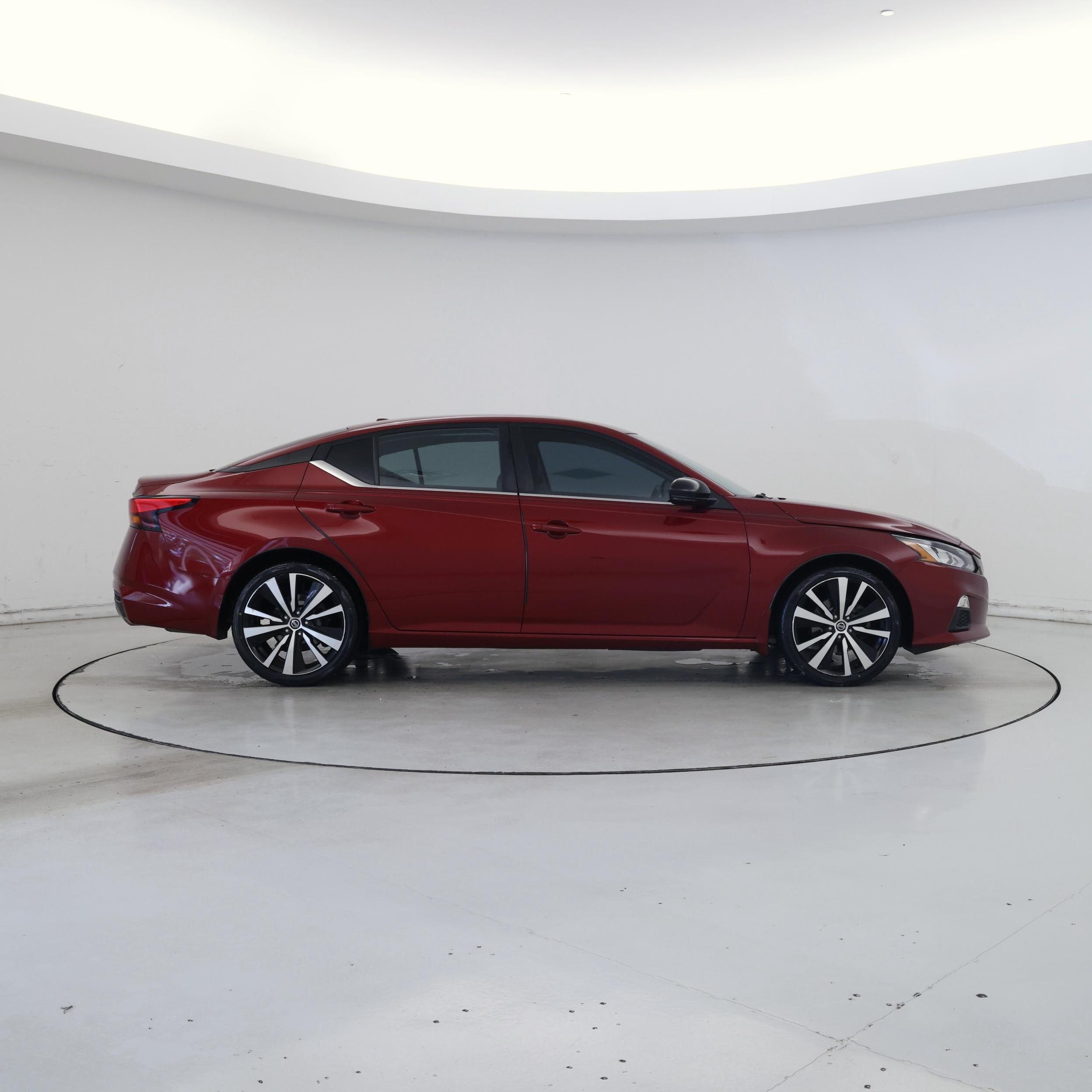 Thumbnail: 2020 Nissan Altima - 7