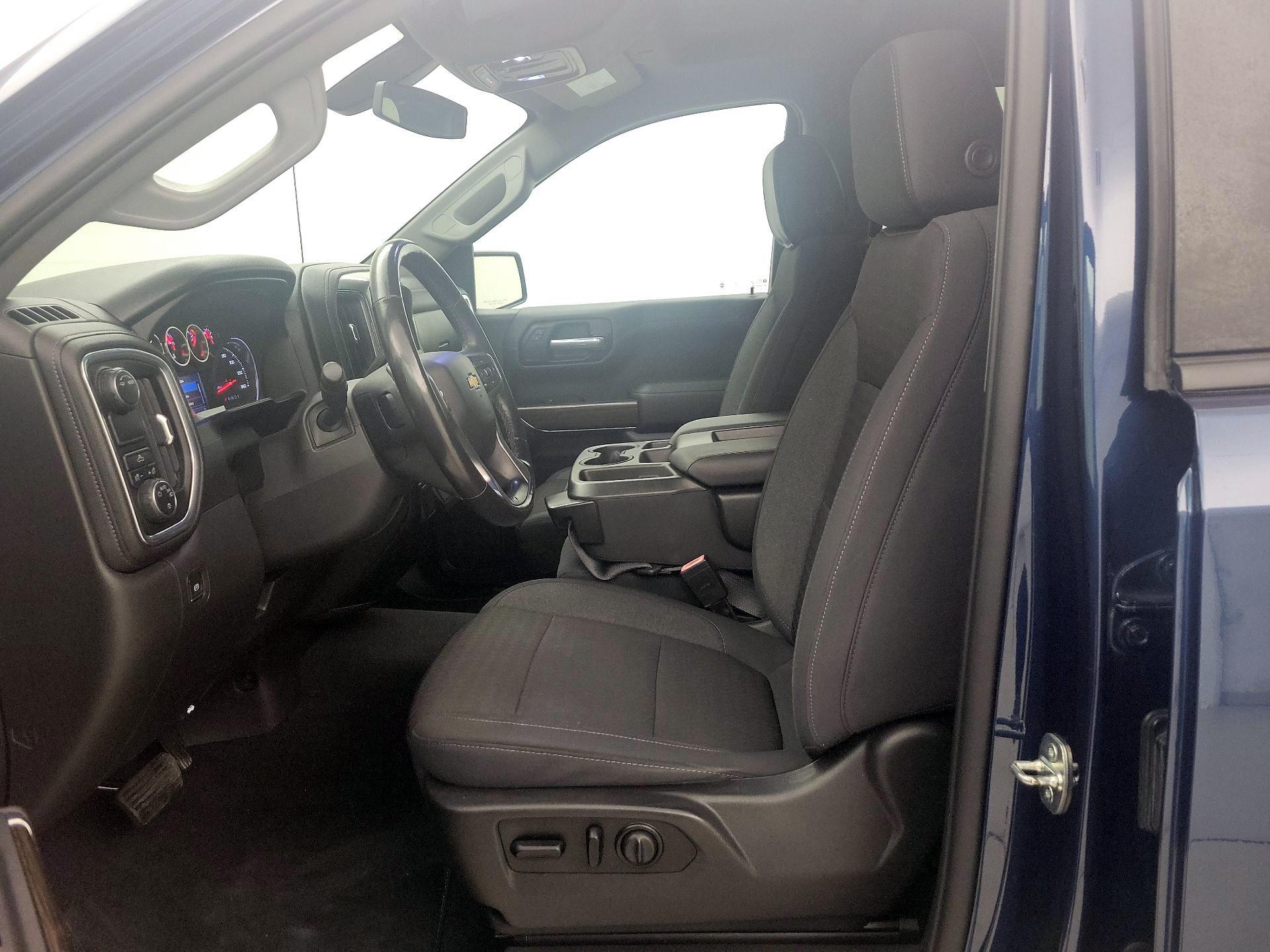 Thumbnail: 2020 Chevrolet Silverado 1500 - 11