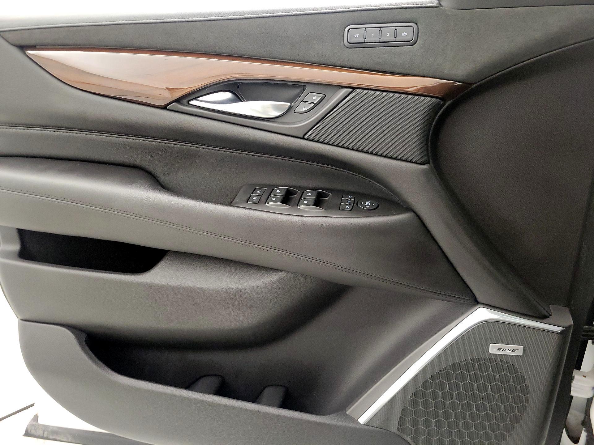 Thumbnail: 2019 Cadillac Escalade - 12