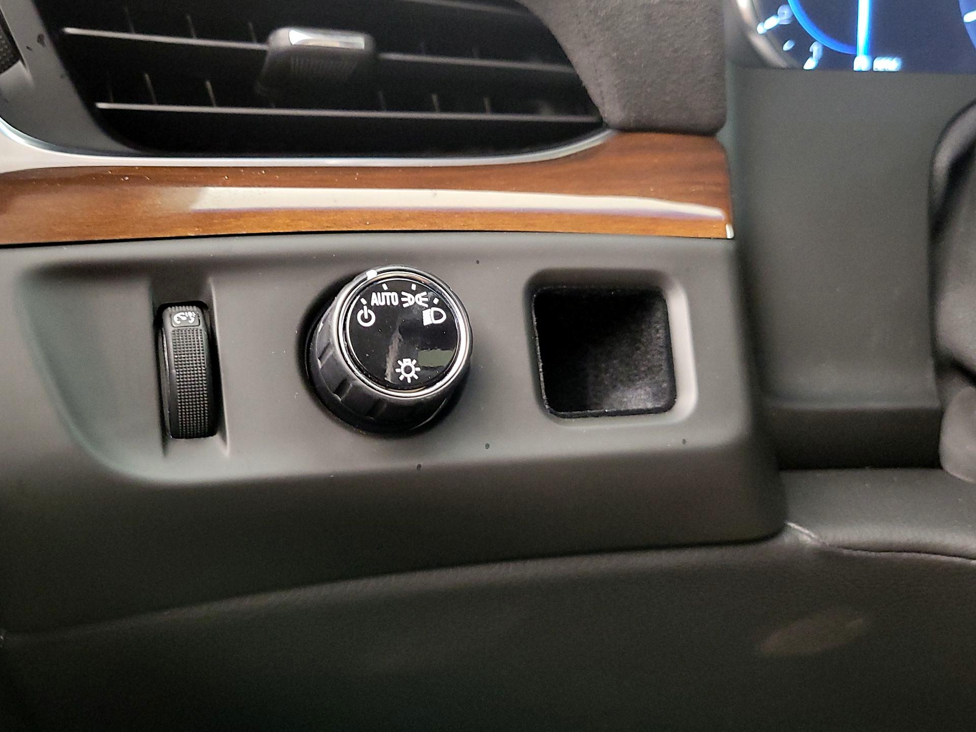Thumbnail: 2019 Cadillac Escalade - 13