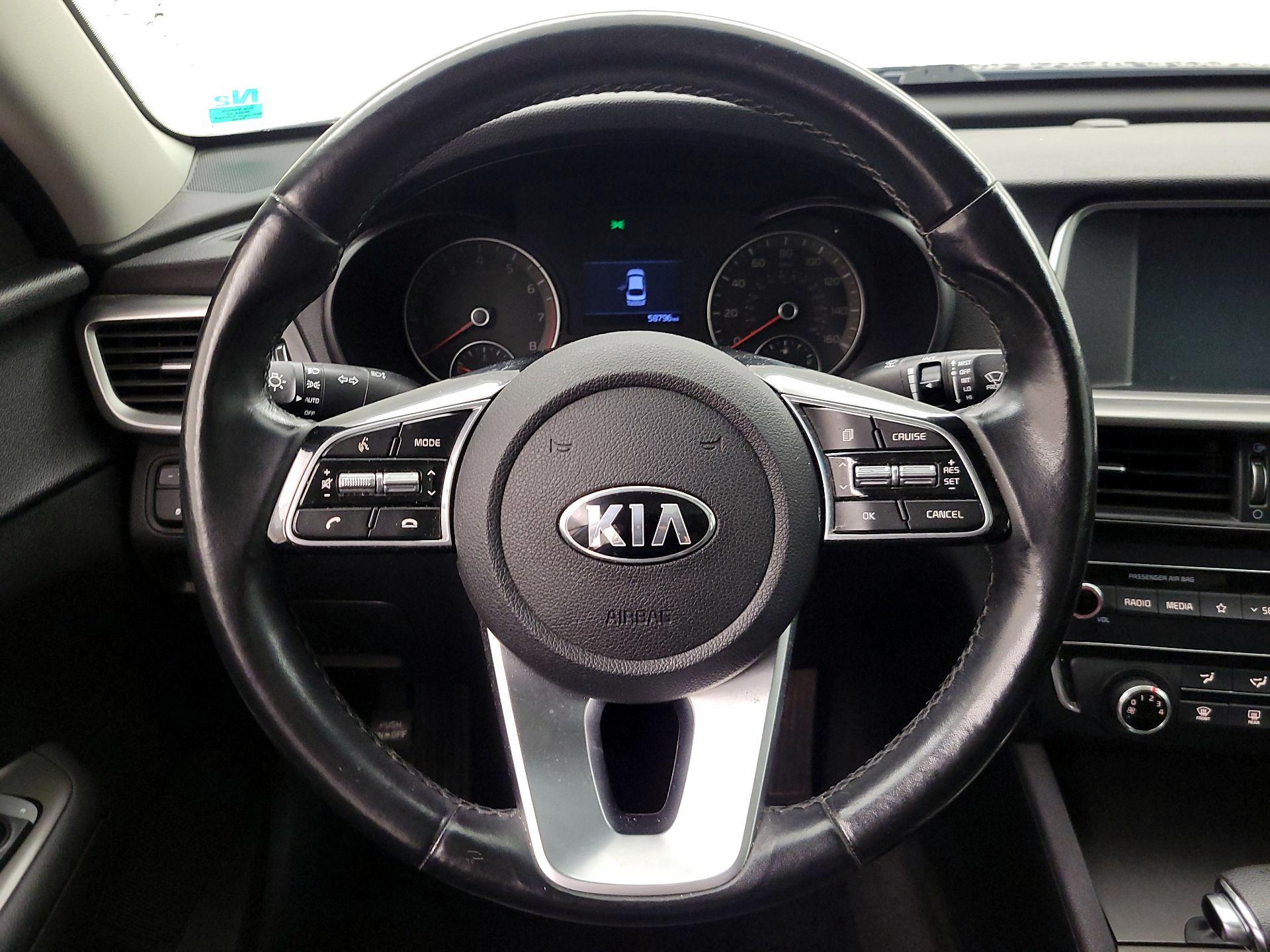 Thumbnail: 2020 Kia Optima - 10