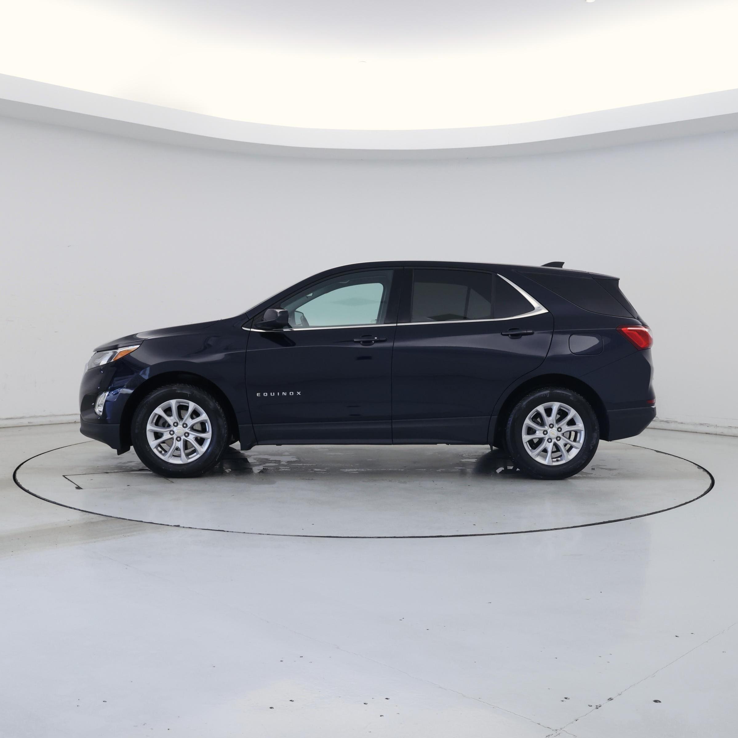 Thumbnail: 2020 Chevrolet Equinox - 3