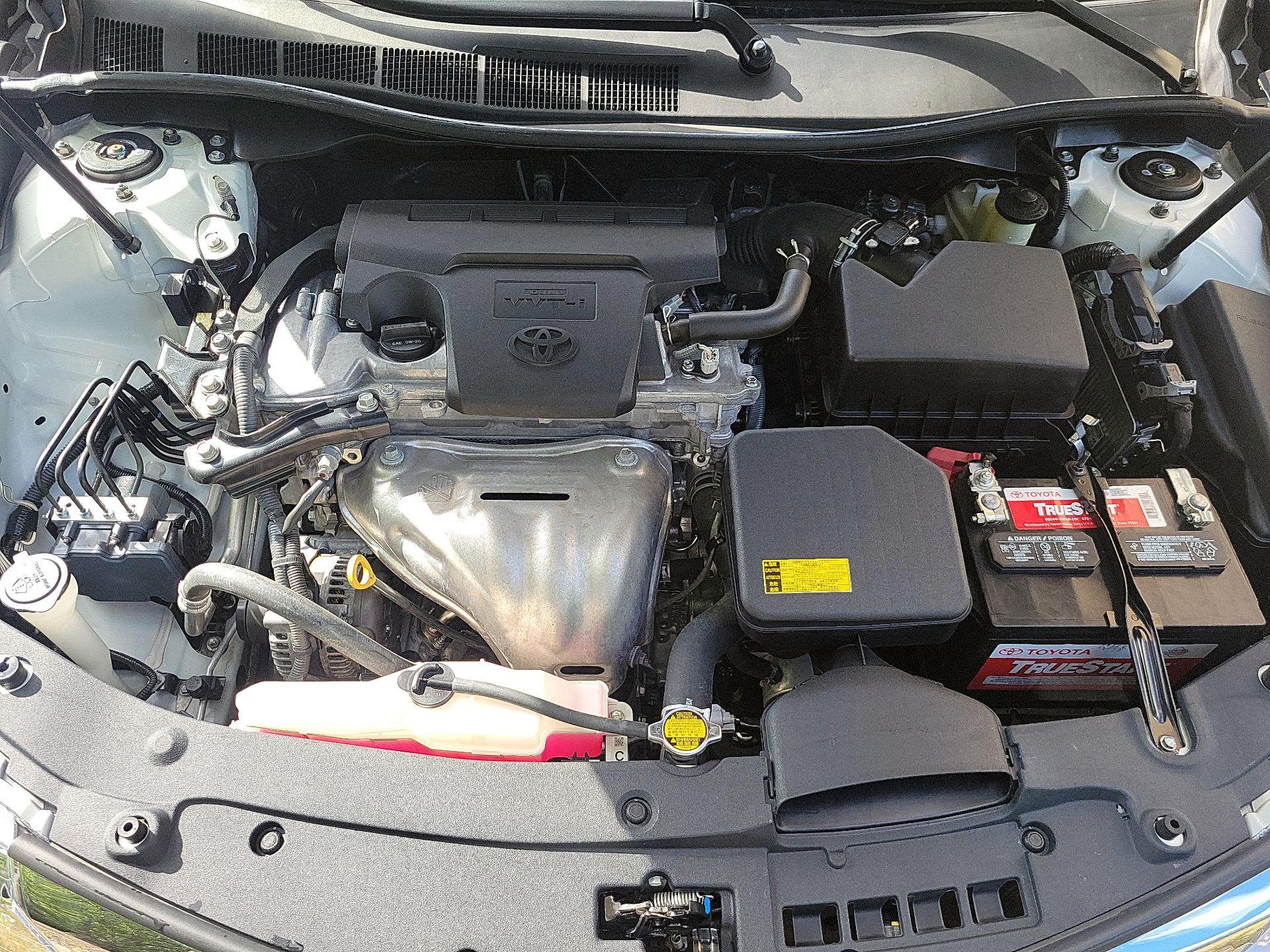 Thumbnail: 2014 Toyota Camry - 20
