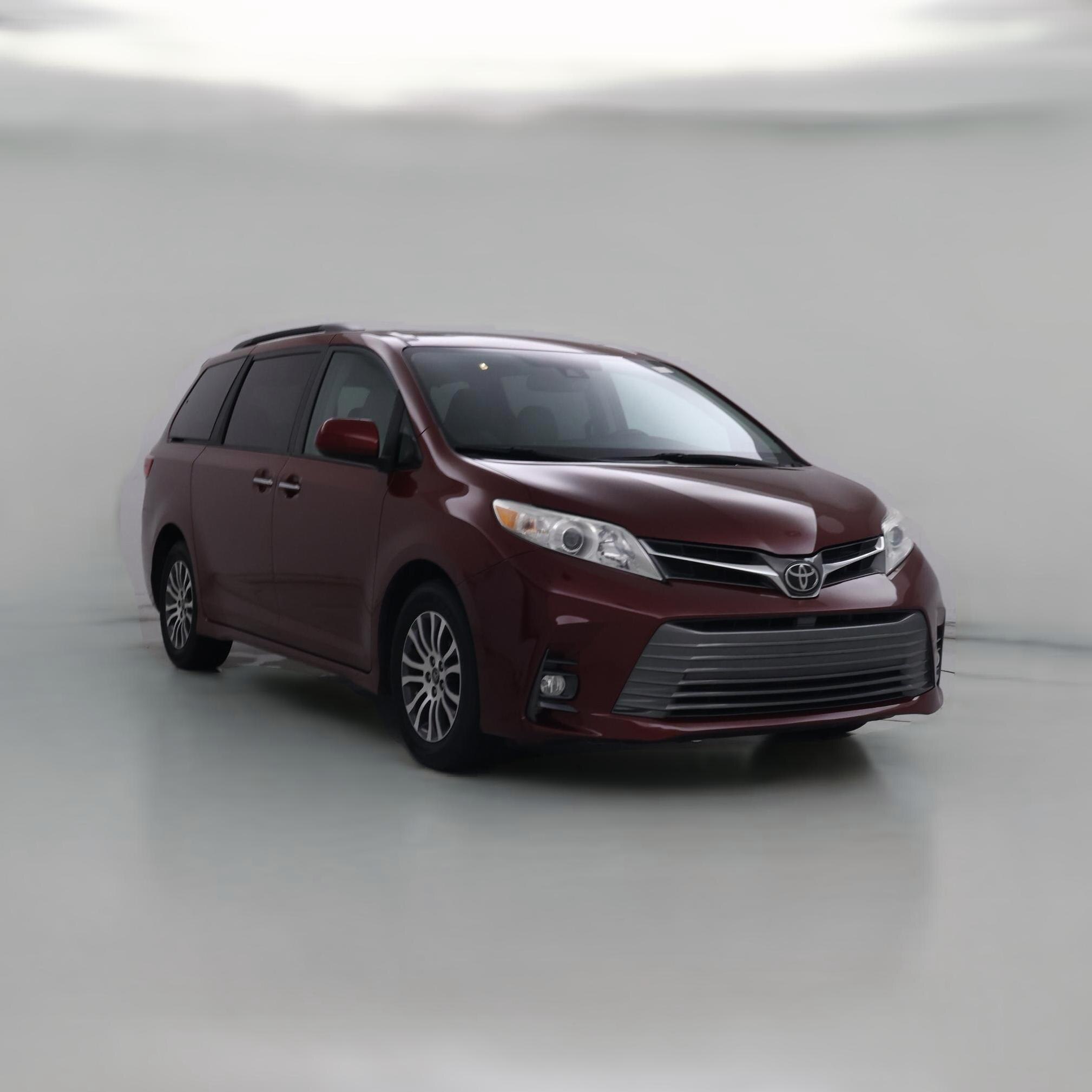 Thumbnail: 2019 Toyota Sienna - 1