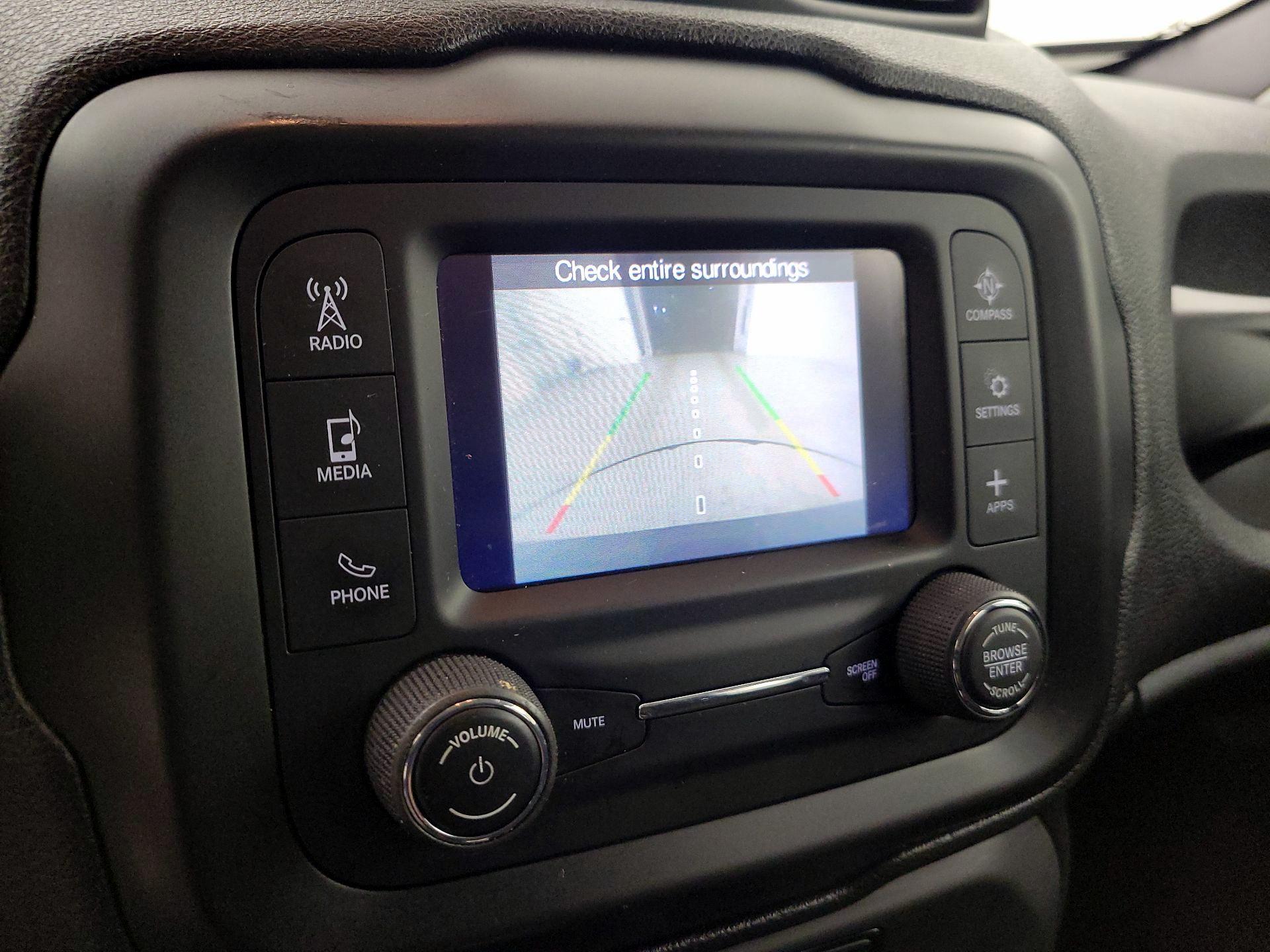 Thumbnail: 2019 Jeep Renegade - 14