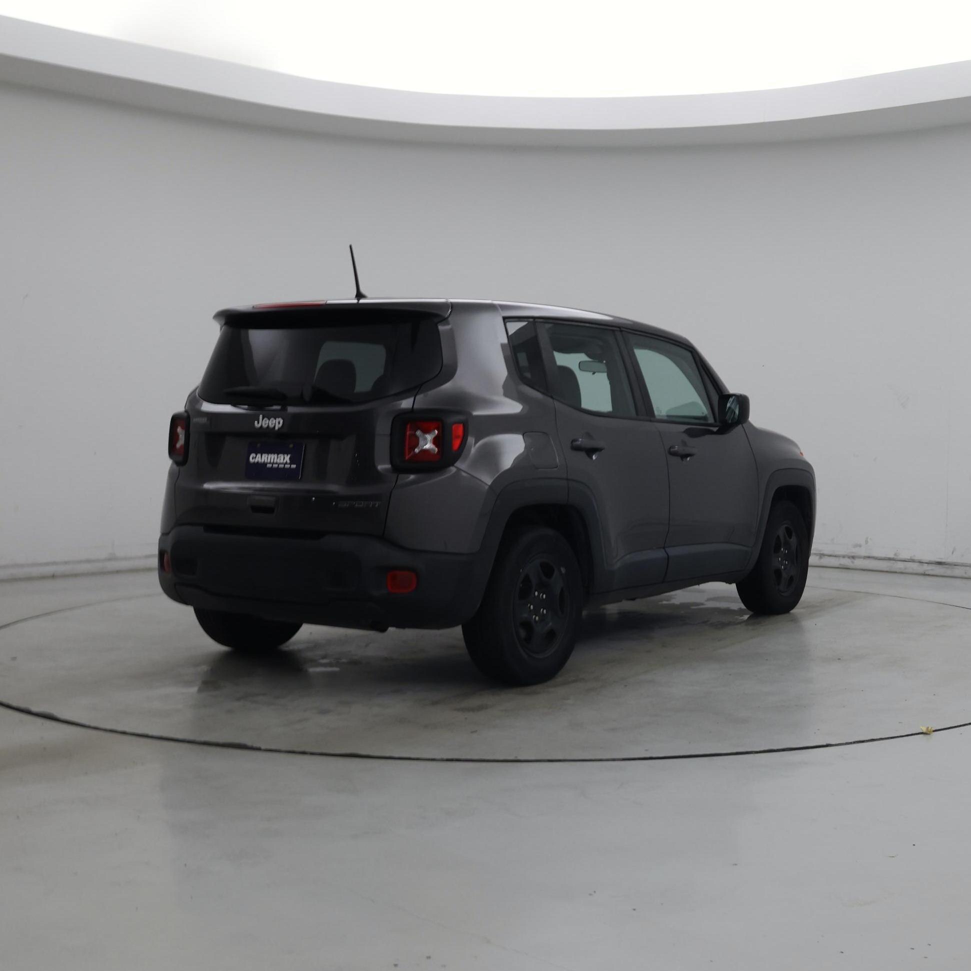Thumbnail: 2019 Jeep Renegade - 8