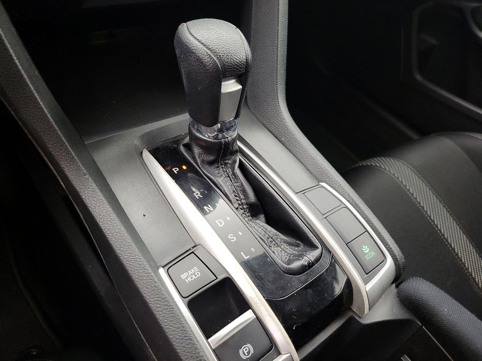 Thumbnail: 2016 Honda Civic - 17