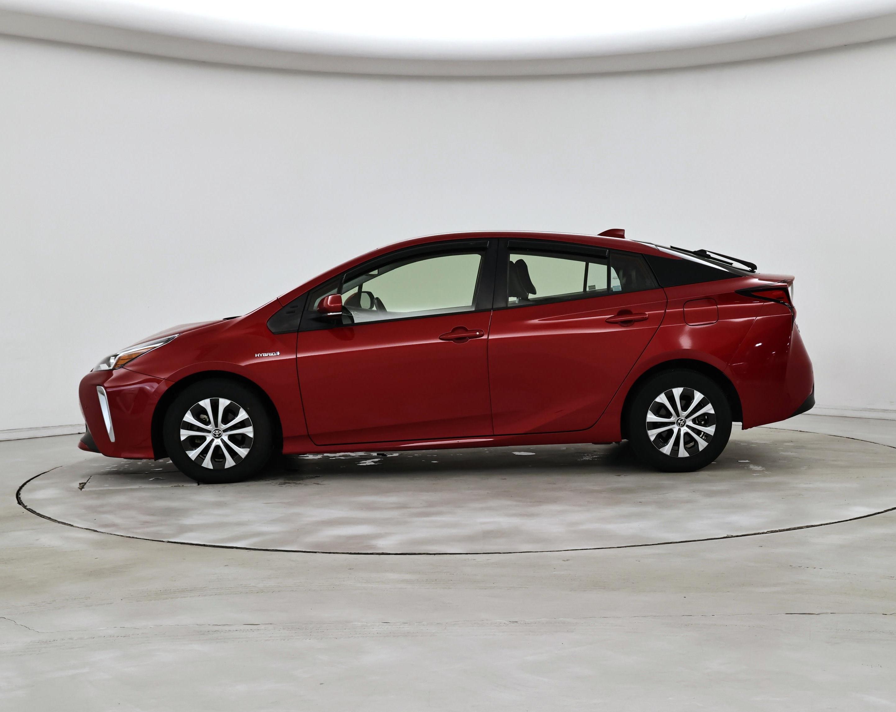 Thumbnail: 2022 Toyota Prius - 3